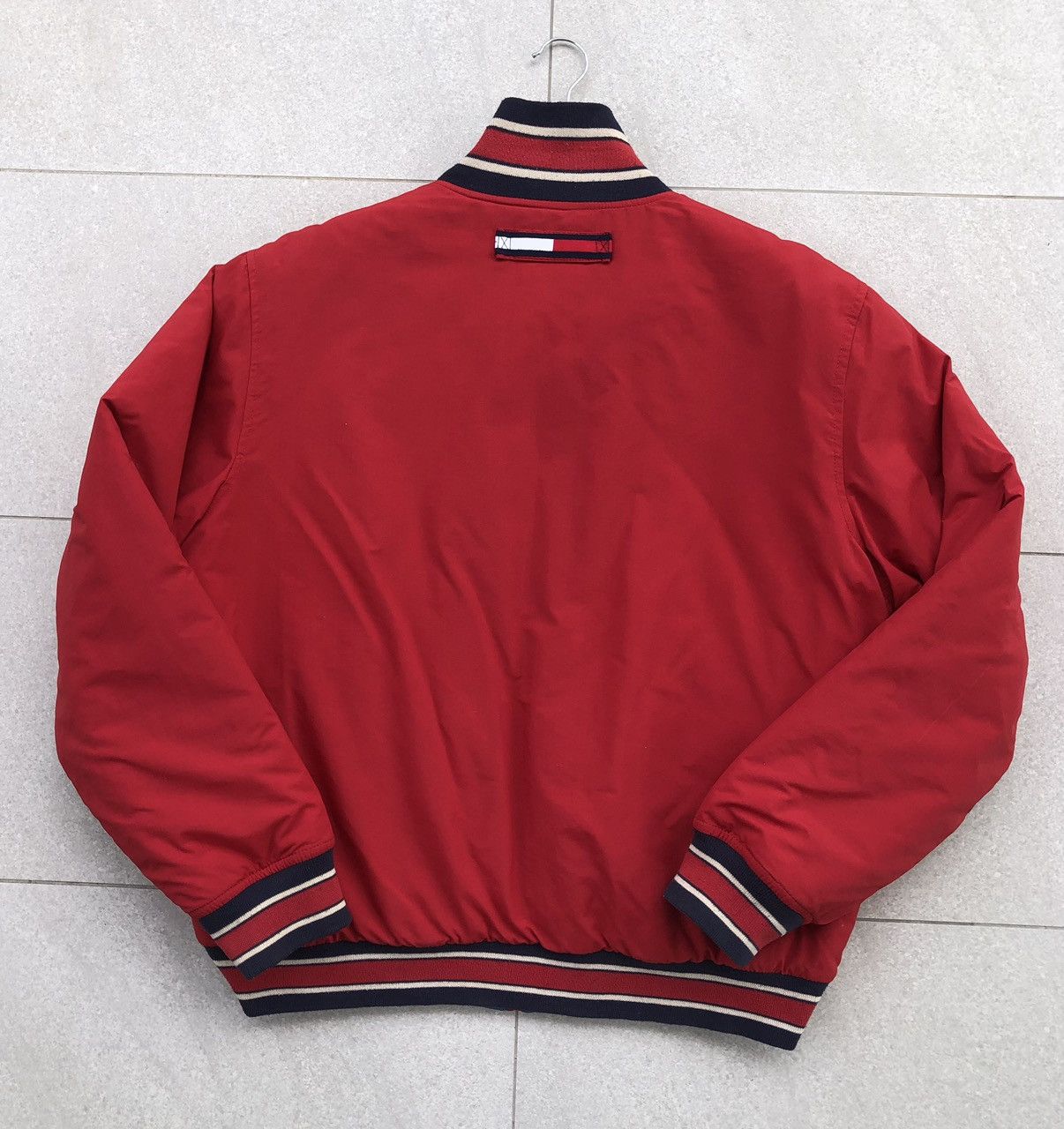 Tommy Hilfiger Vintage Tommy Hilfiger Reversible Puffer Bomber Jacket Size US L / EU 52-54 / 3 - 3 Thumbnail