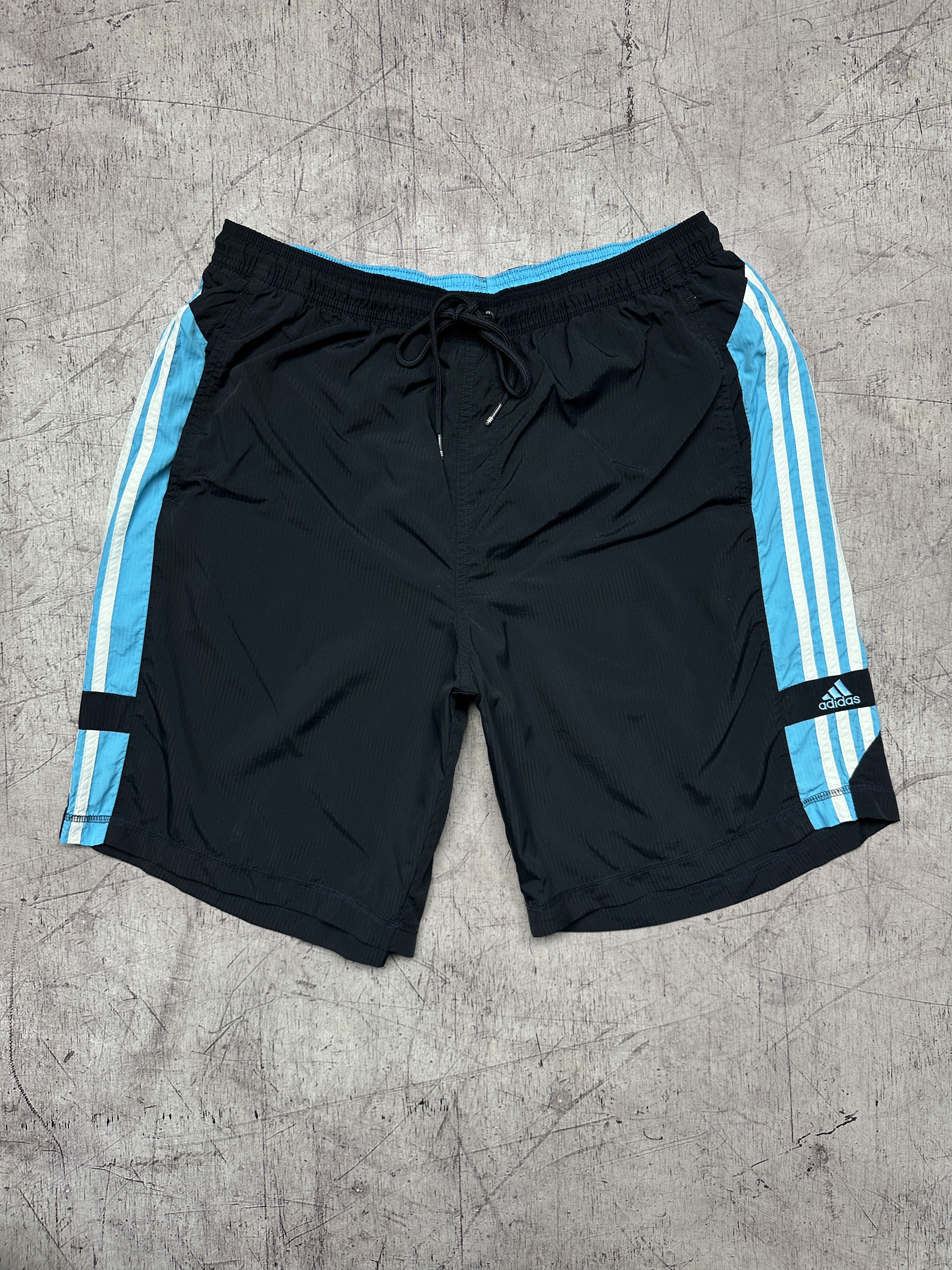 Adidas Adidas Vintage Mens Nylon Shorts Size US 36 / EU 52 - 1 Thumbnail