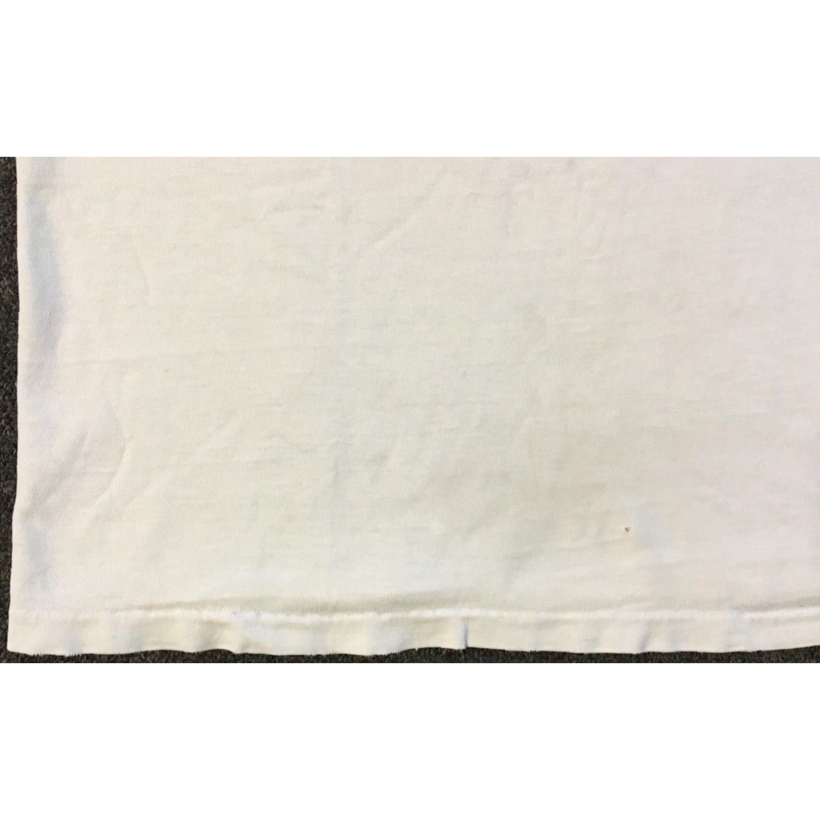Vintage VINTAGE Honolulu Marathon Tank Top M White 90s Distressed Bar Grunge Beach Surf Hawaii USA Mens T-Shirt Sleeveless Size US M / EU 48-50 / 2 - 4 Thumbnail