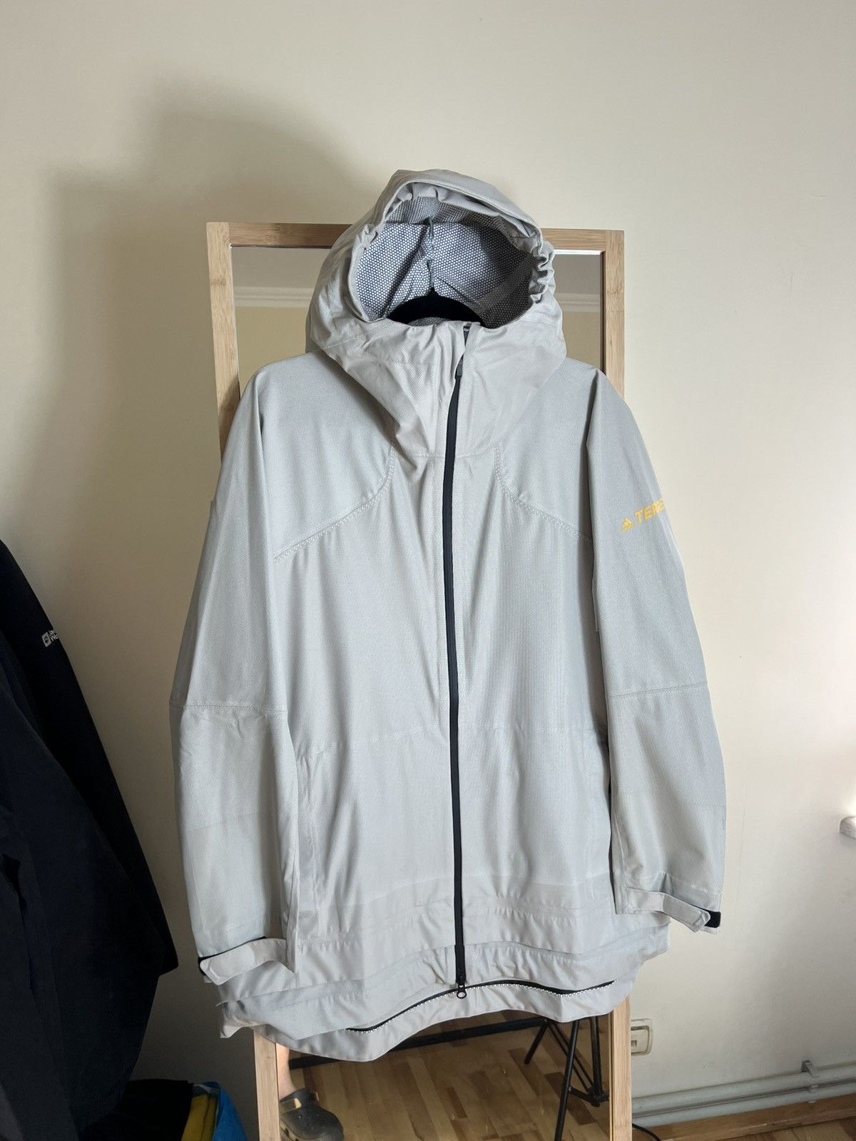 Adidas Adidas Wmns XL Jacket Terrex Rain Rdy Windbreaker Zip Y2K Size XL / US 12-14 / IT 48-50 - 1 Thumbnail