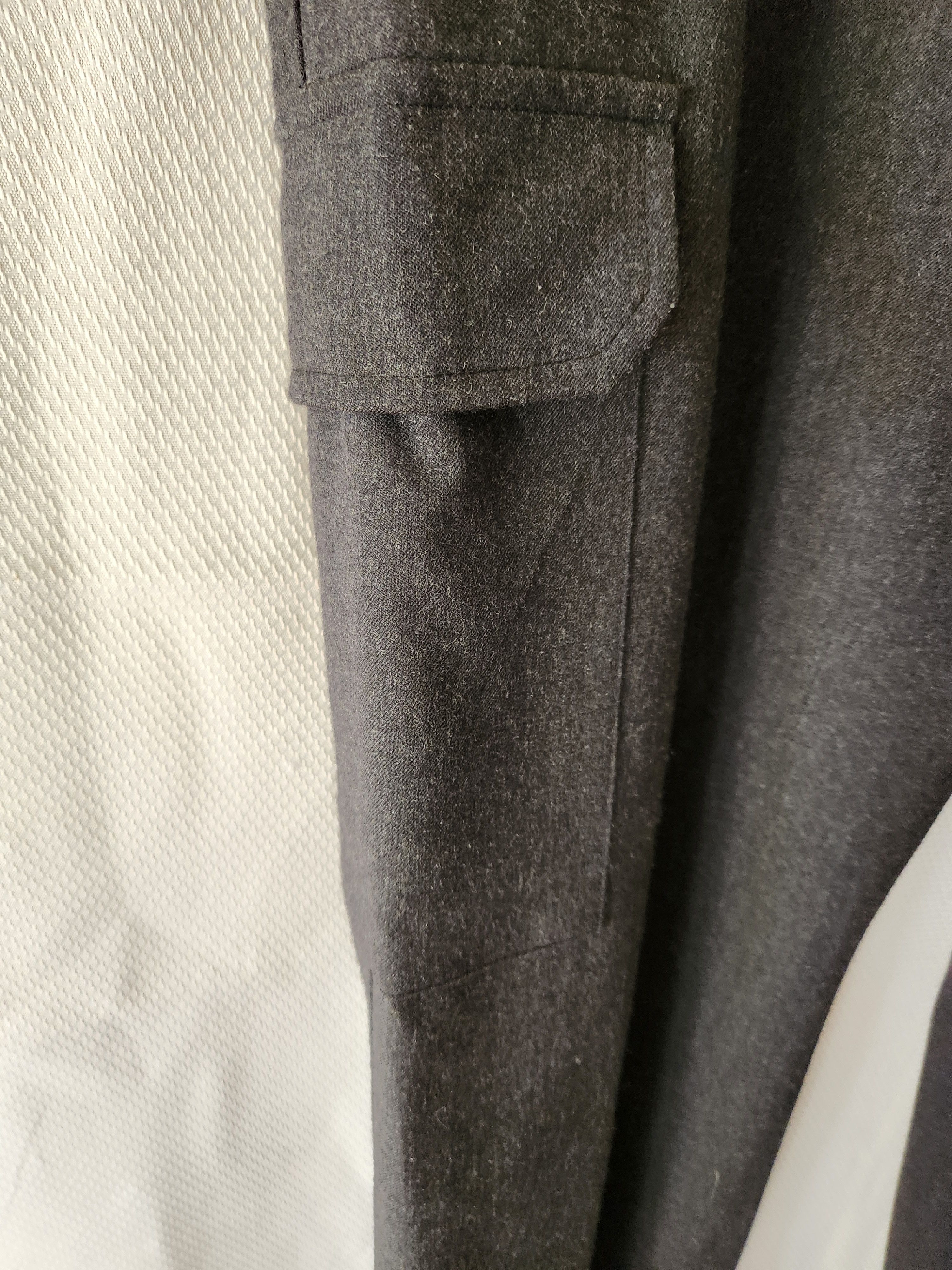 Calvin Klein NWOT Men's Wool Blend Cargo Gray Flannel Pants Size US 36 / EU 52 - 3 Thumbnail