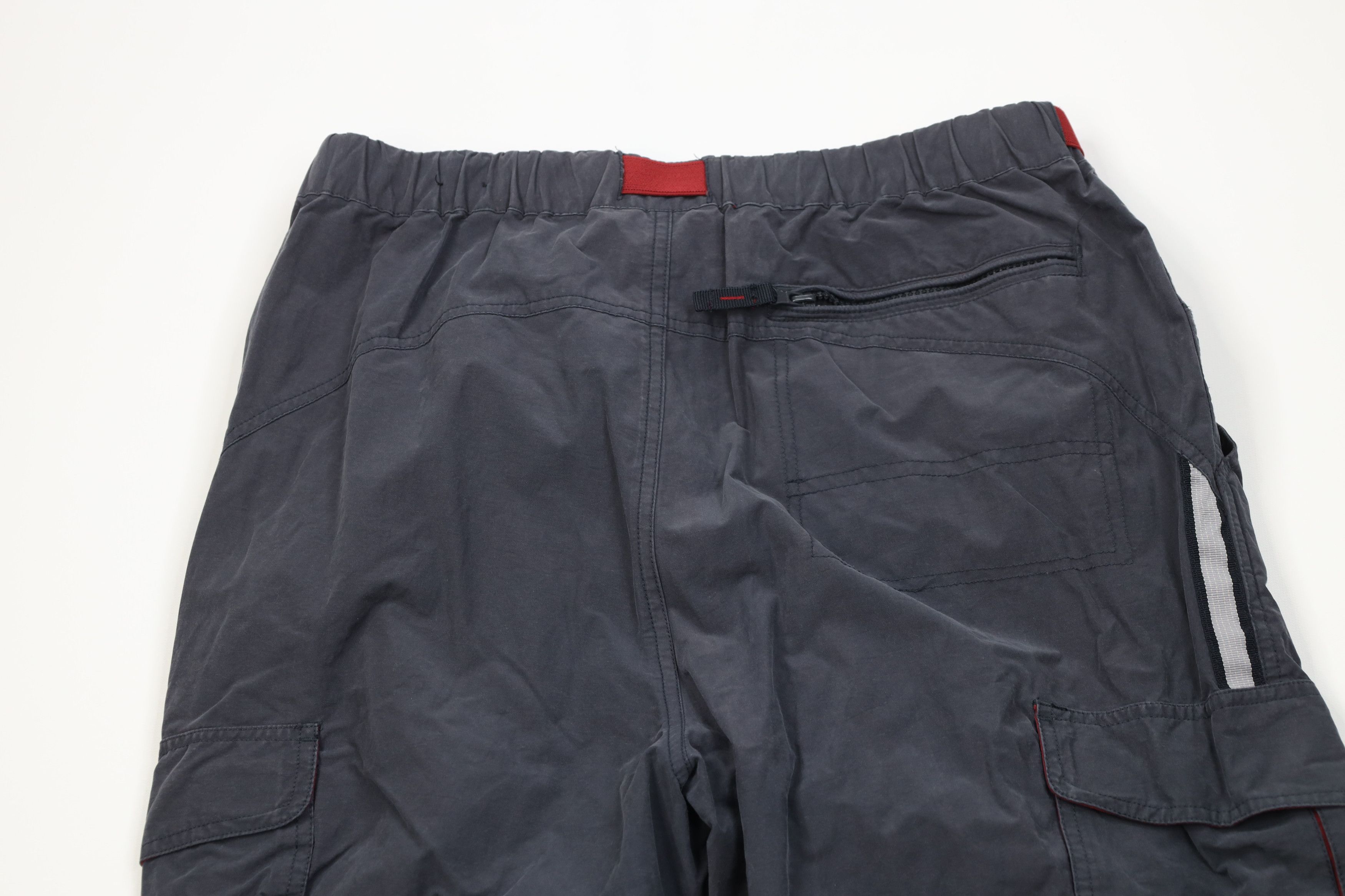 Vintage Vintage 90s Y2K Streetwear Wide Leg Cargo Pants Shorts Size US 34 / EU 50 - 11 Thumbnail