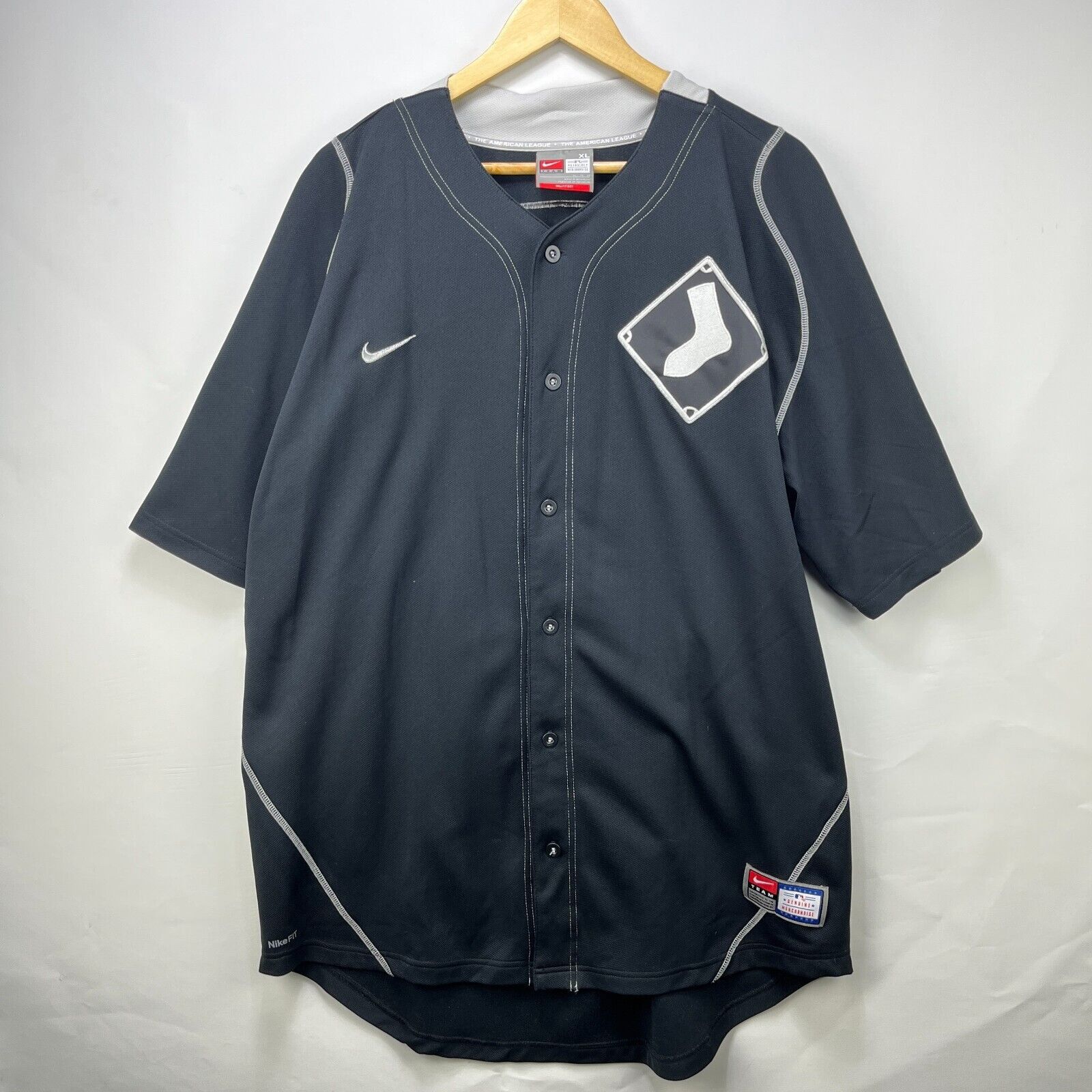 Nike × Vintage Vintage Nike Chicago White Sox Joe Baseball XL Embroidered Size US XL / EU 56 / 4 - 1 Thumbnail