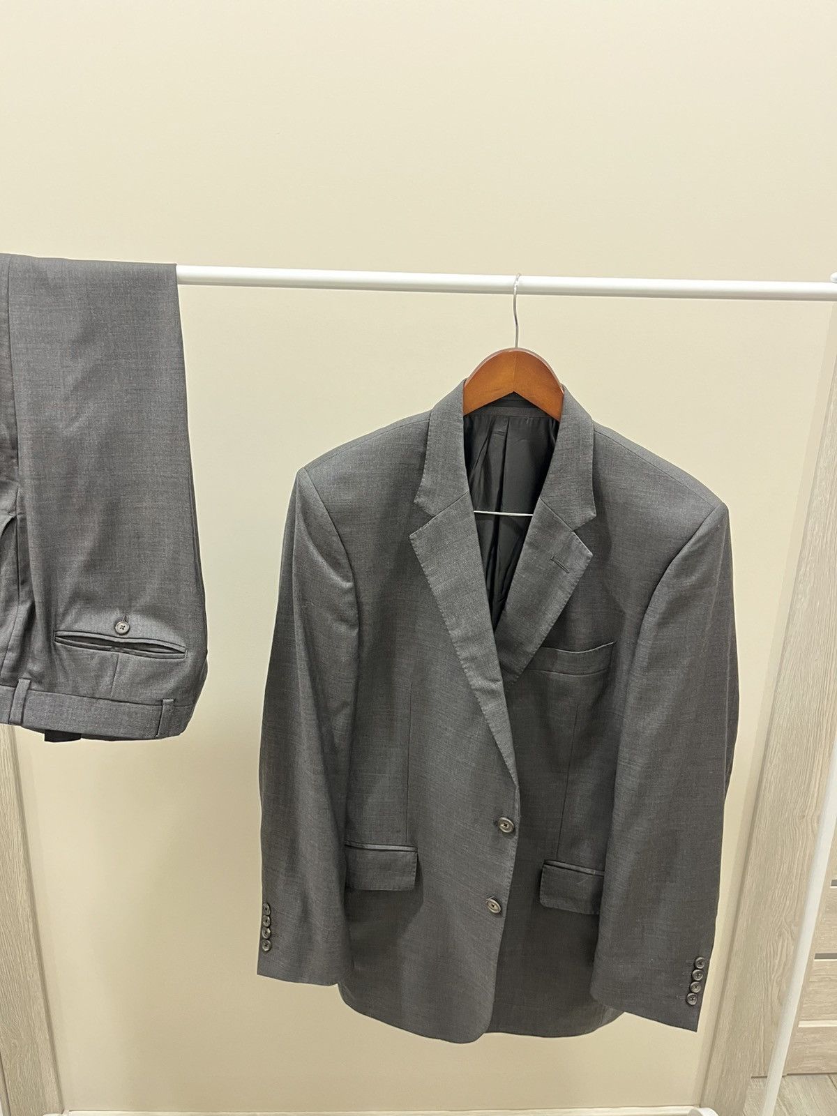 Gieves & Hawkes Claridge Navy Blue Striped Two Button Suit 46L Size 40R - 1 Thumbnail