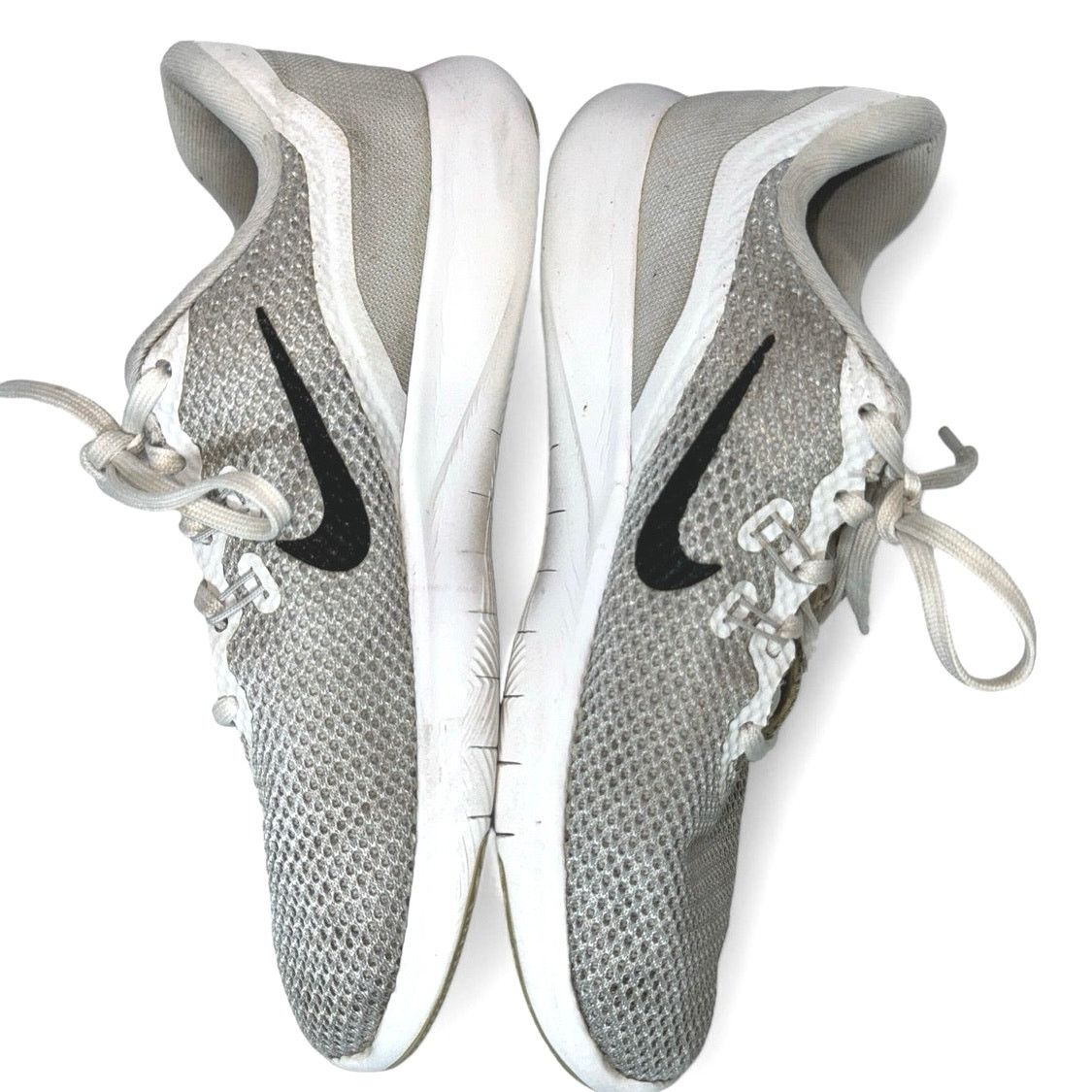 Nike Nike Flex Trainer 7 Silver White Women sz 8 Size US 8 / IT 38 - 3 Thumbnail