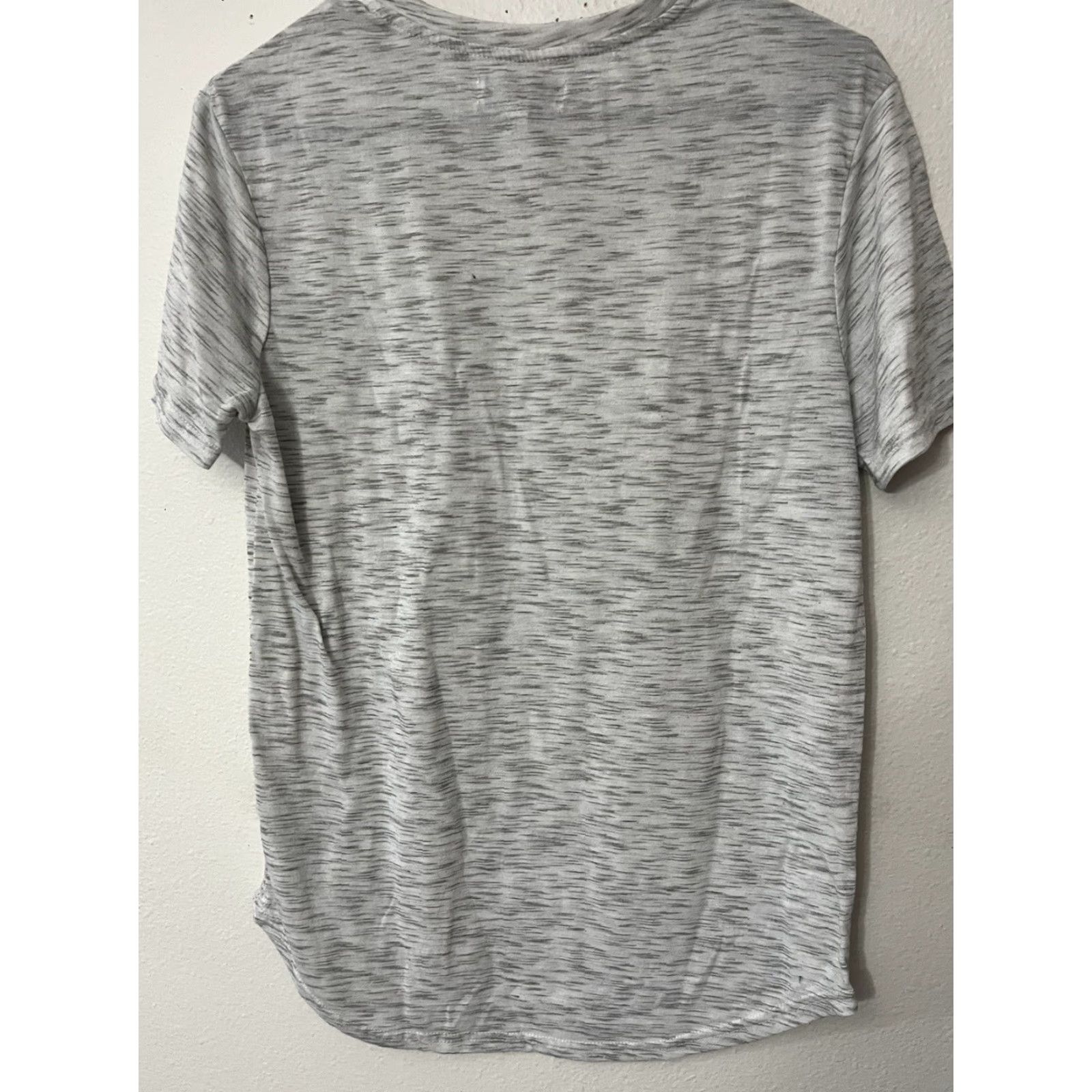 Guess G by GUESS Shirt Adult Small Gray Pocket Logo Stretch Crew Neck Mens Size US S / EU 44-46 / 1 - 3 Thumbnail