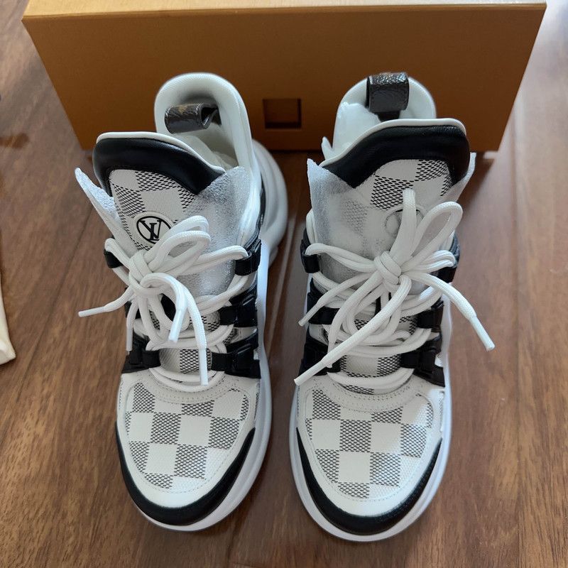 Louis Vuitton Louis Vuitton Archlight Low-Top Dad Sneakers - Size US 8 / IT 38 - 2 Thumbnail