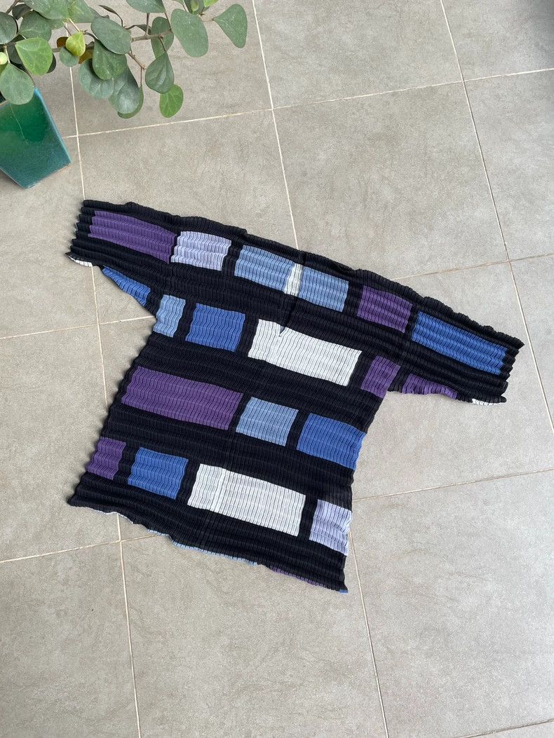 Issey Miyake Issey Miyake Geometric color block top Size M / US 6-8 / IT 42-44 - 2 Thumbnail