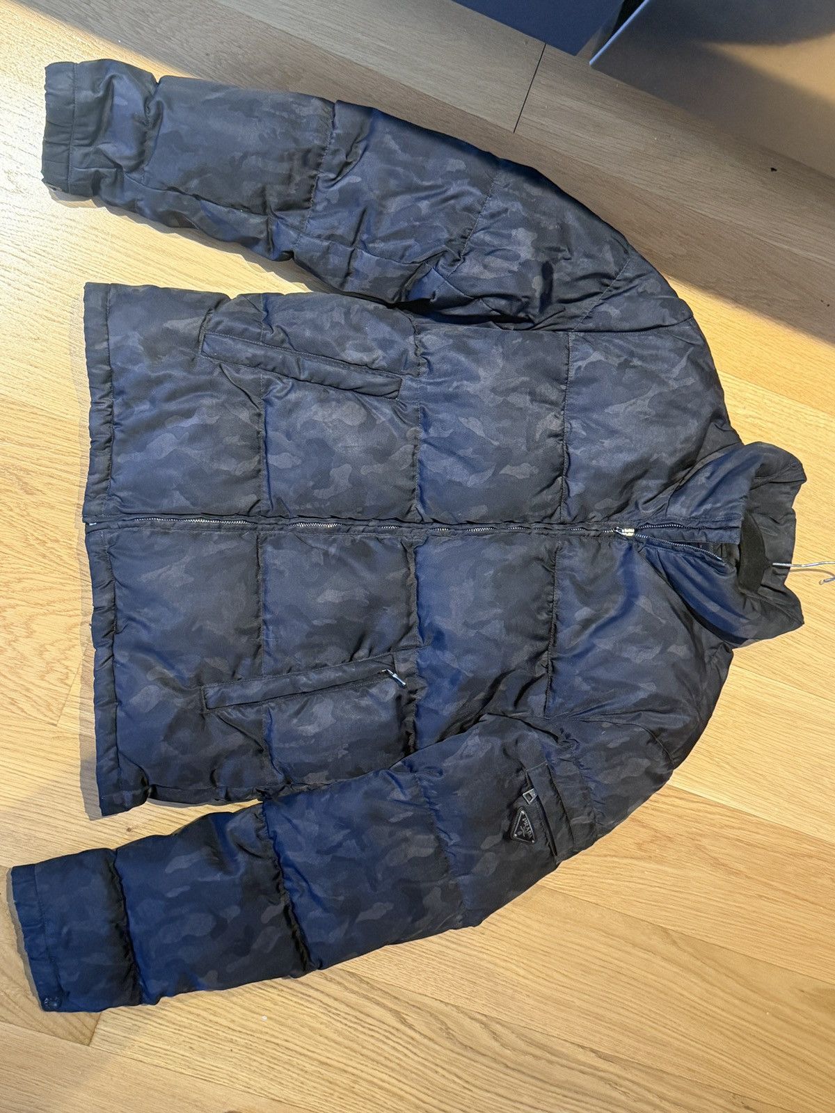 Prada Prada Camo Camouflage Puffer Down Jacket 46 Size US S / EU 44-46 / 1 - 6 Thumbnail