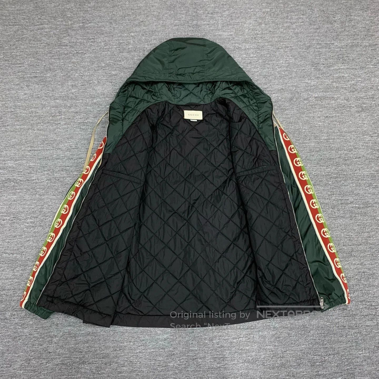 Gucci gucci logo printed hooded jacket in black. Size US L / EU 52-54 / 3 - 8 Thumbnail