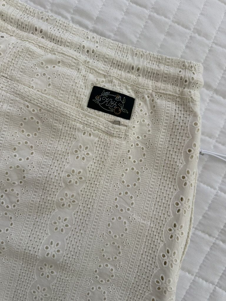 Kith KITH COTTON EYELET BELMONT SHORT SANDRIFT SIZE MEDIUM RARE Size US 32 / EU 48 - 7 Thumbnail