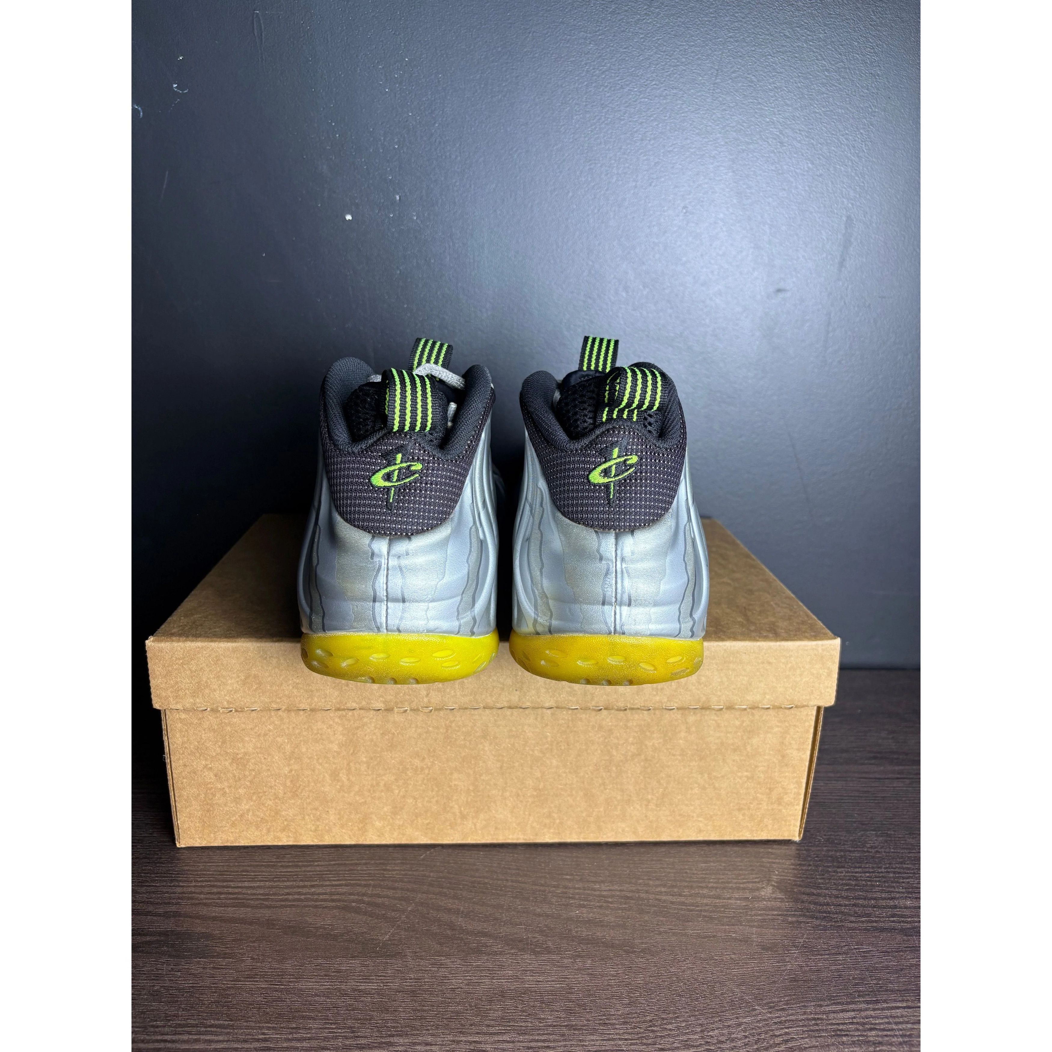 Nike Nike Air Foamposite One "Silver Volt Camo" **PRE-OWNED** REP. BOX - 11M Size US 11 / EU 44 - 5 Thumbnail