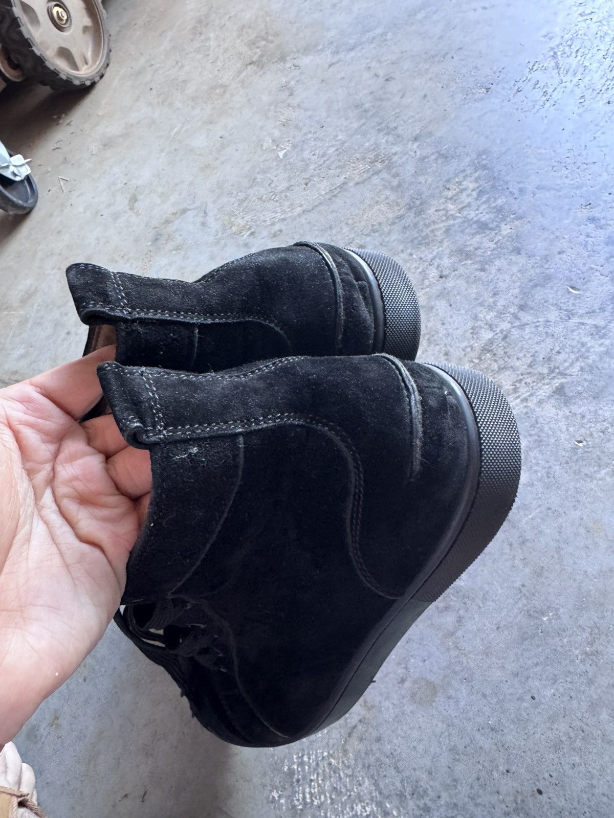 Christian Louboutin Christian louboutin suede high top sneaker size 48 used Size US 15 / EU 48 - 3 Thumbnail