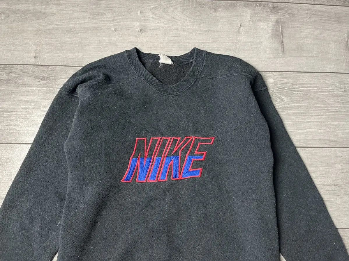 Nike Nike vintage sweaters box logo size Medium USA Size US M / EU 48-50 / 2 - 3 Thumbnail