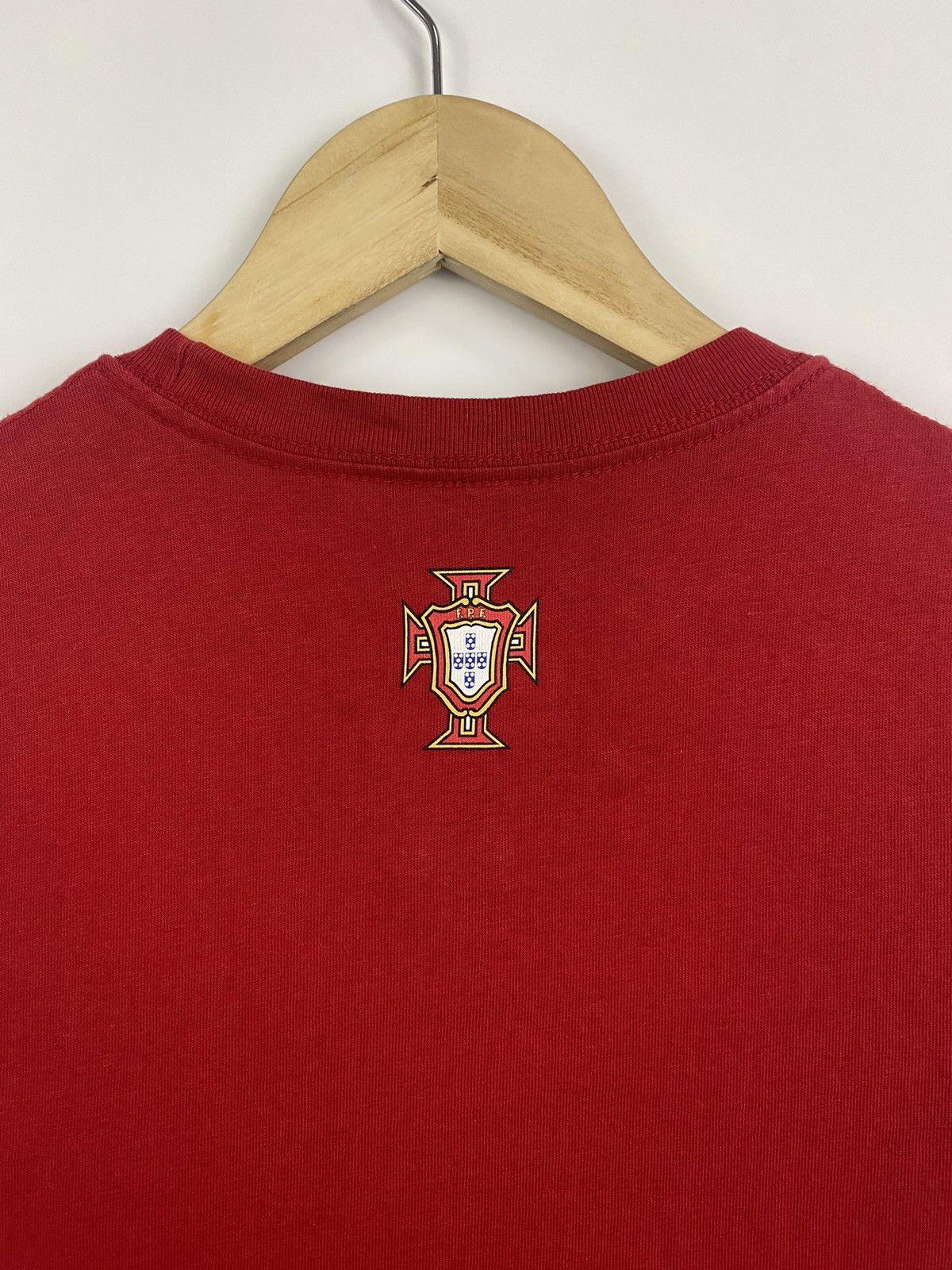 Nike 🇵🇹 Vintage Nike Portugal t-shirt rare retro hype Y2K Size US S / EU 44-46 / 1 - 8 Thumbnail