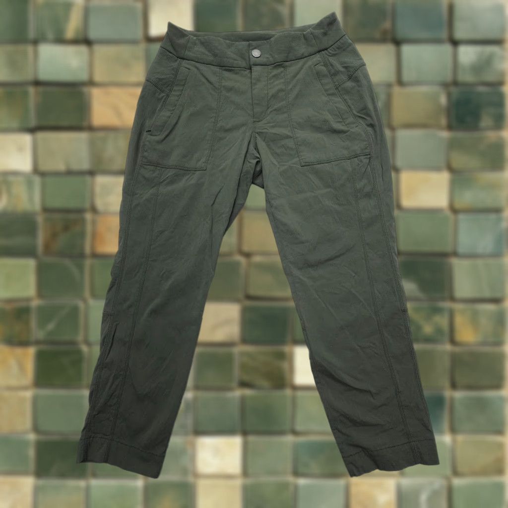 Athleta Athleta Trekkie Crop Pants Womens 2 Green Ripstop Hiking Travel Stretch Size 26" / US 2 / IT 38 - 1 Thumbnail