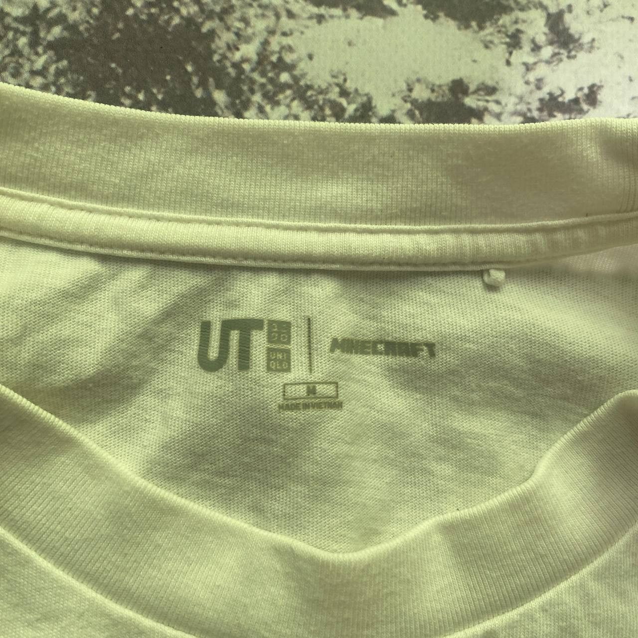 Uniqlo Uniqlo x Minecraft graphic Tshirt ( crafting since alpha ) Size US M / EU 48-50 / 2 - 4 Thumbnail