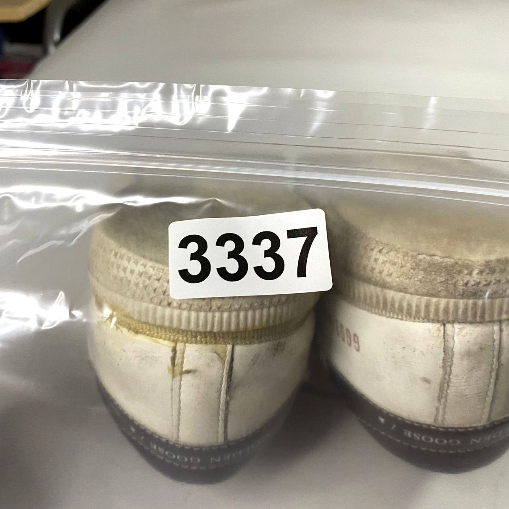 Golden Goose VINTAGE Golden Goose Sneakers Women Adult 5 White 35 US 5 Girls Women's Old School Sneakers Size US 5 / IT 35 - 8 Thumbnail