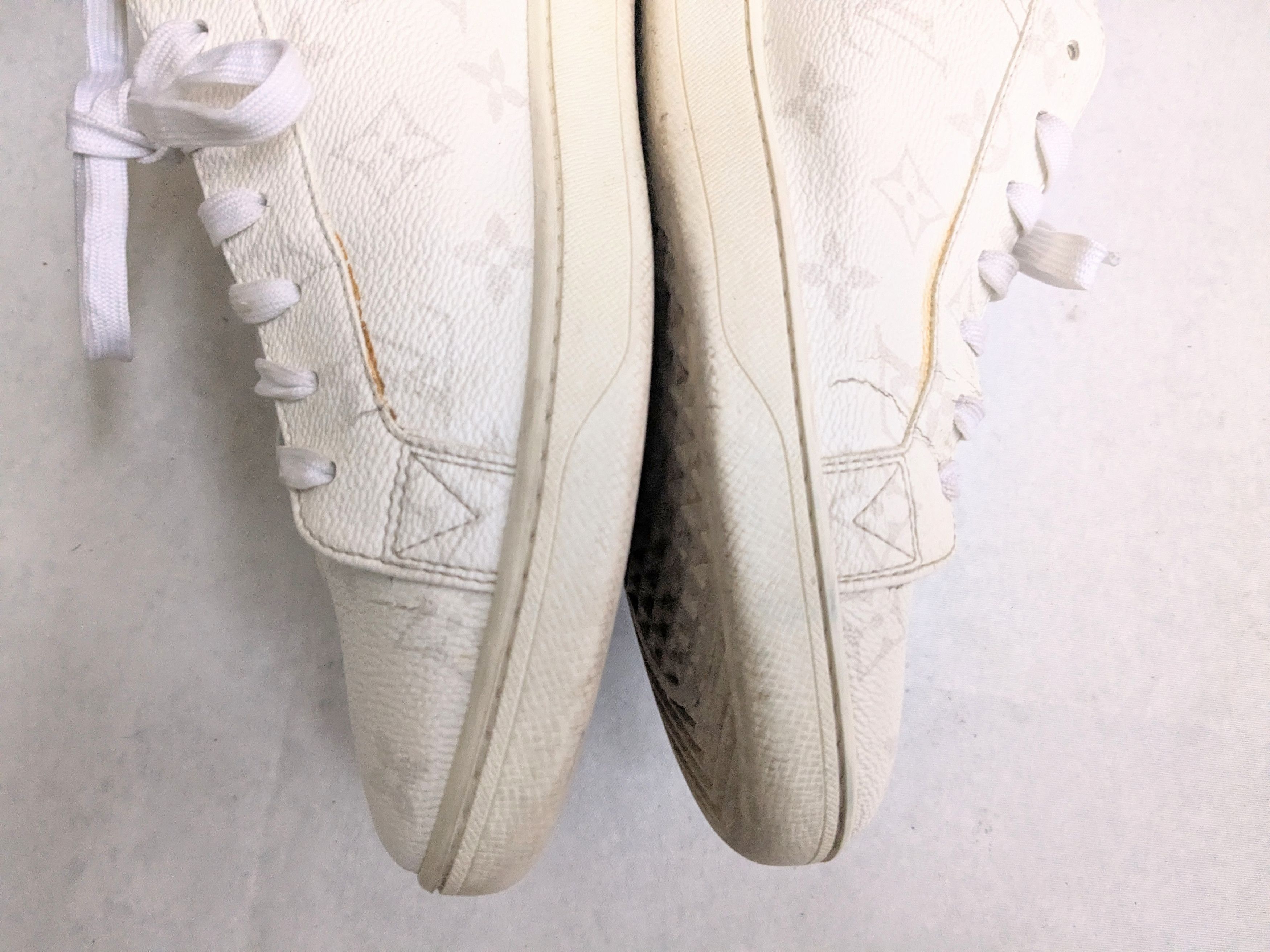 Louis Vuitton Louis Vuitton Sneakers White 11 Monogram Logo High Tops Size US 11 / EU 44 - 11 Thumbnail