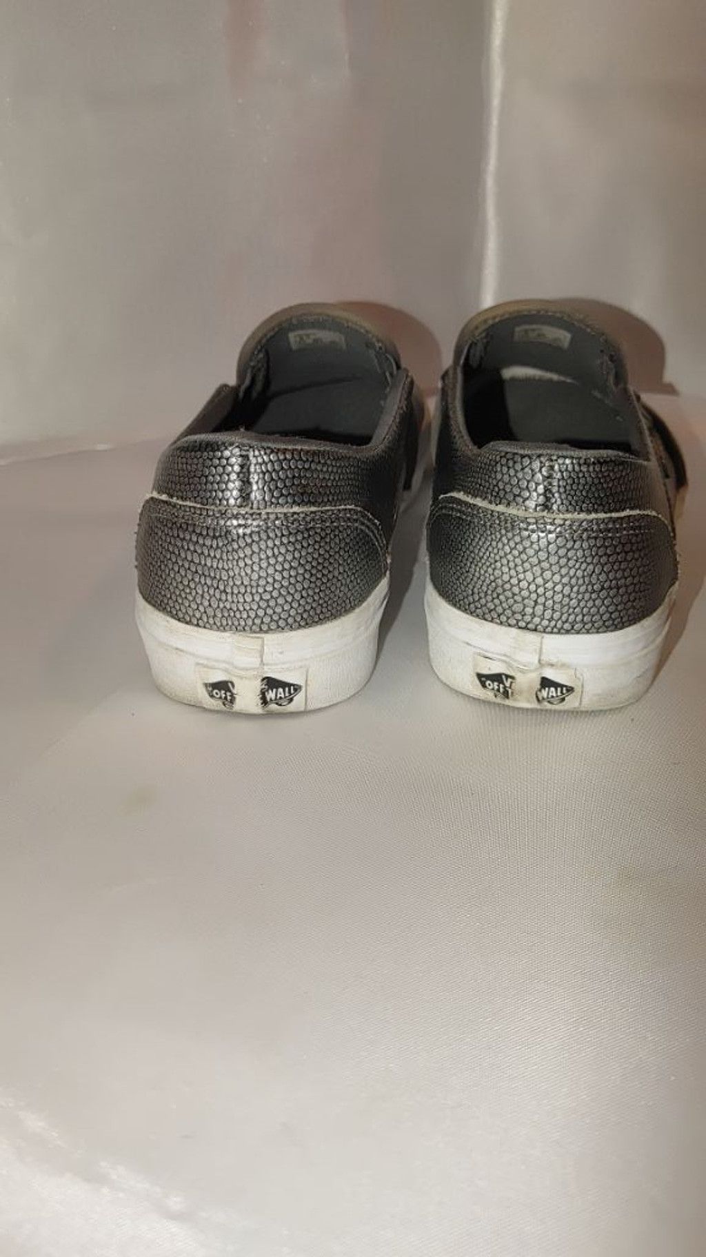 Vans VANS Classic Slip Ons in Metallic Silver Size 8 Size US 8 / IT 38 - 6 Thumbnail