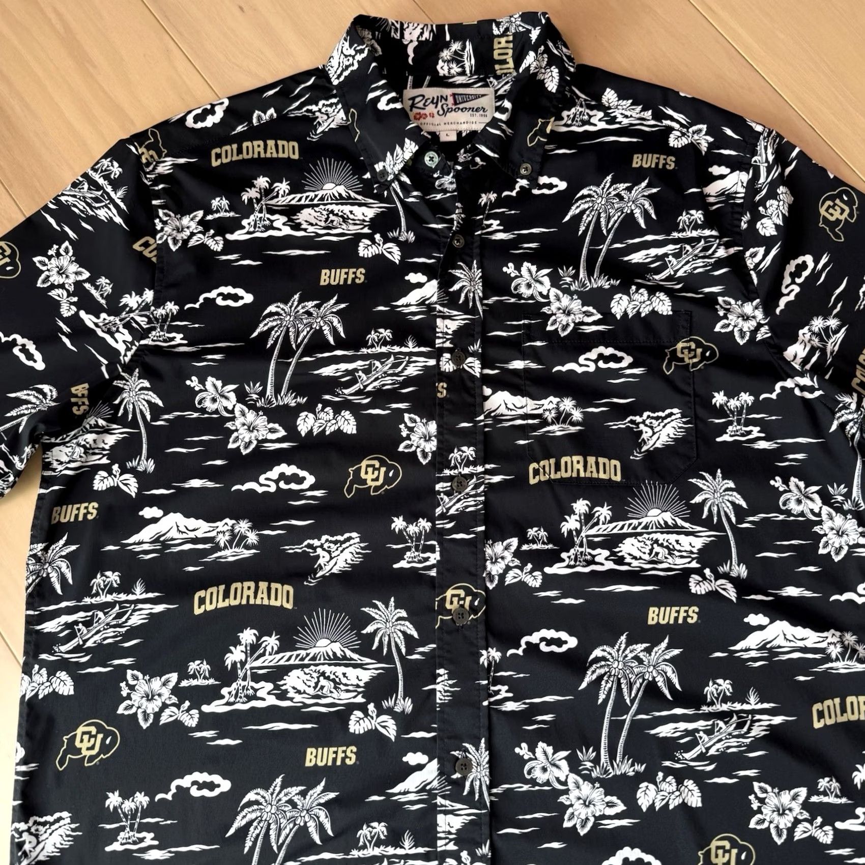 Reyn Spooner Reyn Spooner Colorado Buffaloes Shirt Large Black Short Sleeve Summer Party Golf Size US L / EU 52-54 / 3 - 4 Thumbnail