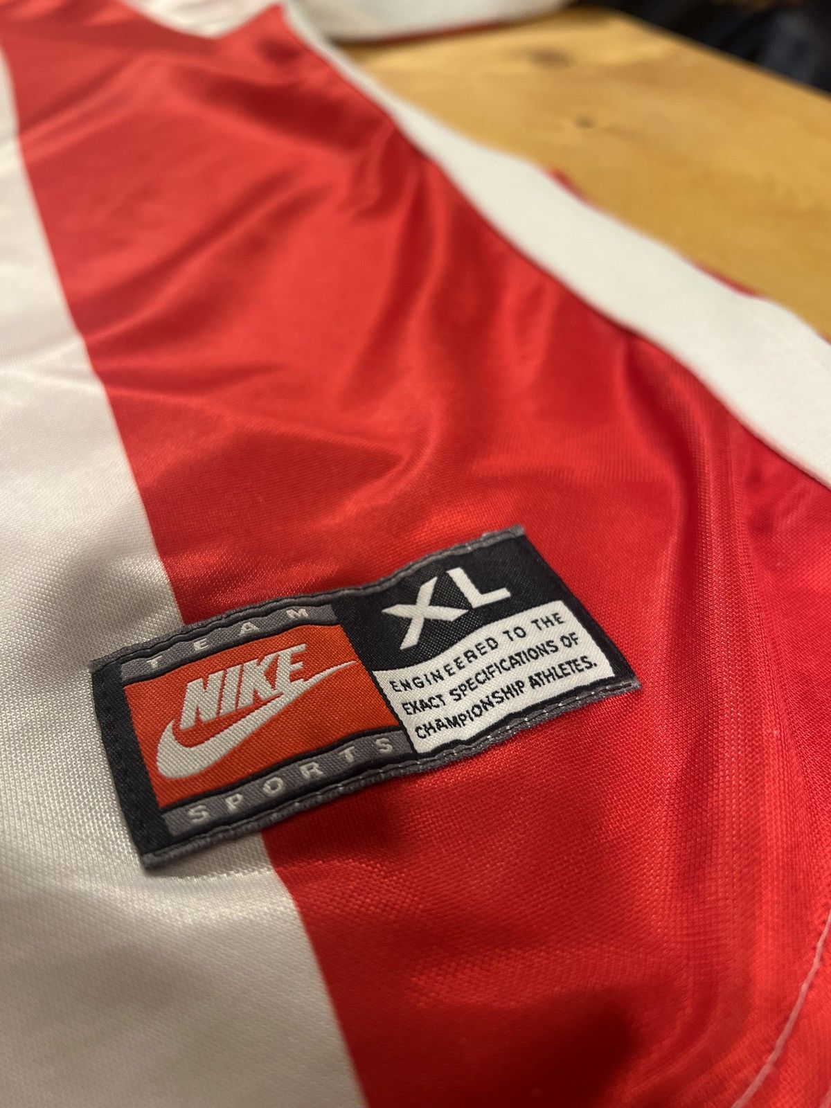 Nike PSV Eindhoven 1998/2000 Home jersey Size US XL / EU 56 / 4 - 5 Thumbnail