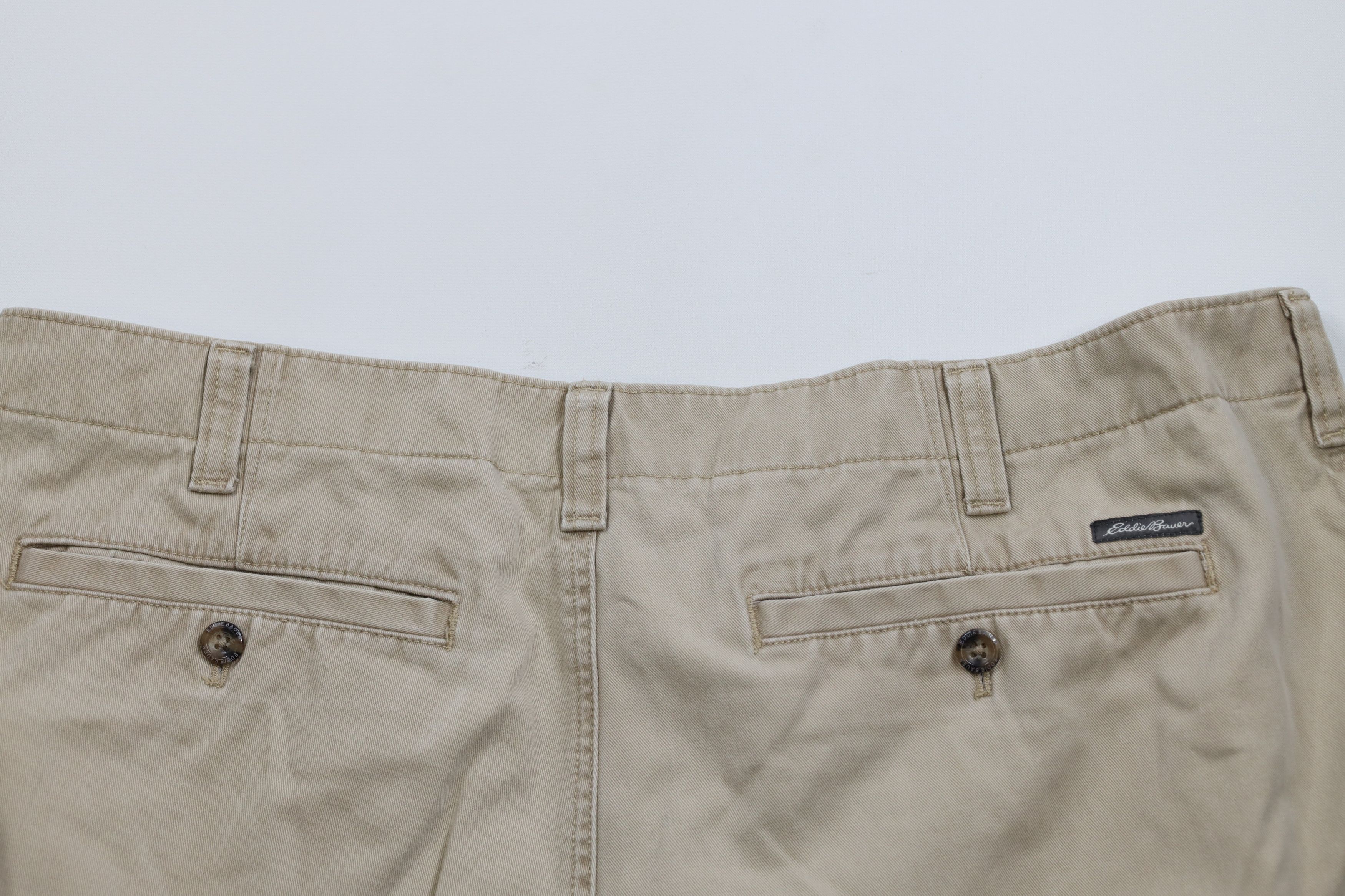 Eddie Bauer × Vintage Vintage Eddie Bauer Heavyweight Cotton Cargo Shorts Beige Size US 40 / EU 56 - 9 Thumbnail