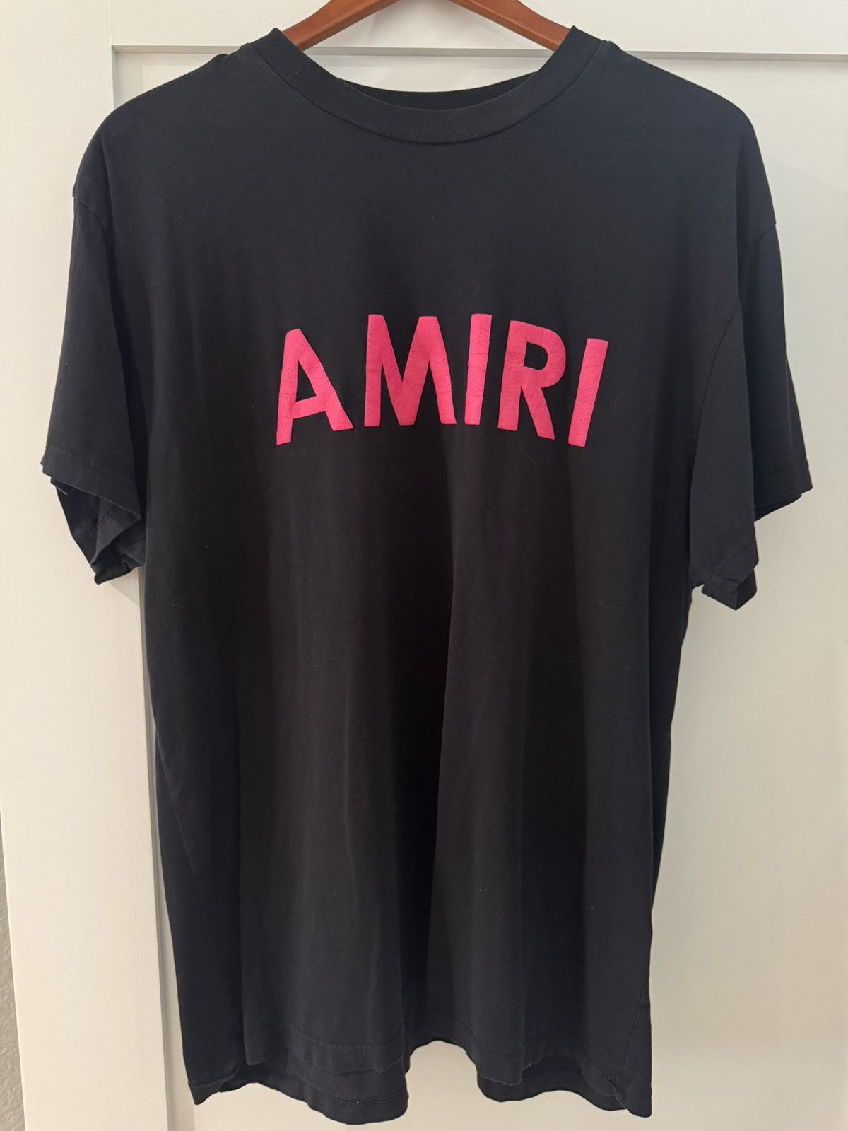 Amiri Amiri Tee Black Cracked Pink Logo Size US M / EU 48-50 / 2 - 1 Thumbnail