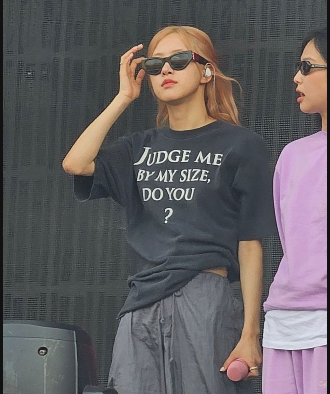 Disney × Star Wars Walt Disney Rose Blackpink Judge Me By My Size Do You? TEE Size US M / EU 48-50 / 2 - 4 Thumbnail