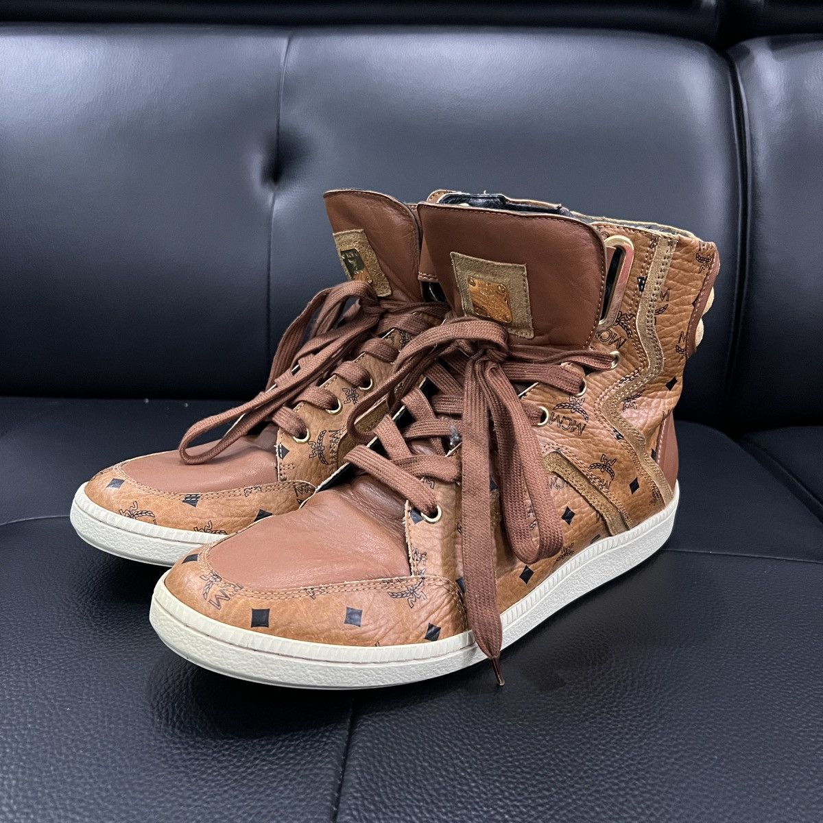 MCM MCM Monogram High-Top Sneakers Size US 8.5 / EU 41-42 - 11 Thumbnail