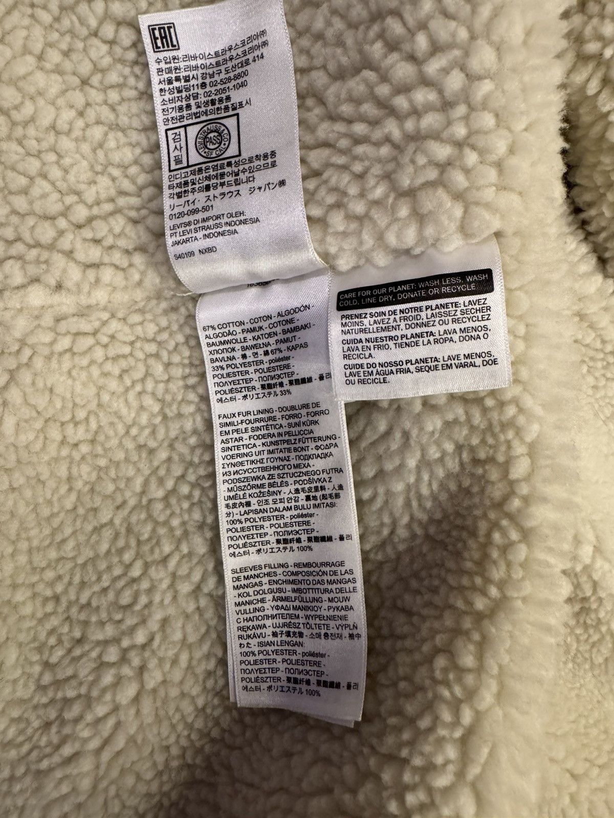 Levi's Levi’s Sherpa Trucker Jacket Size US XL / EU 56 / 4 - 5 Thumbnail
