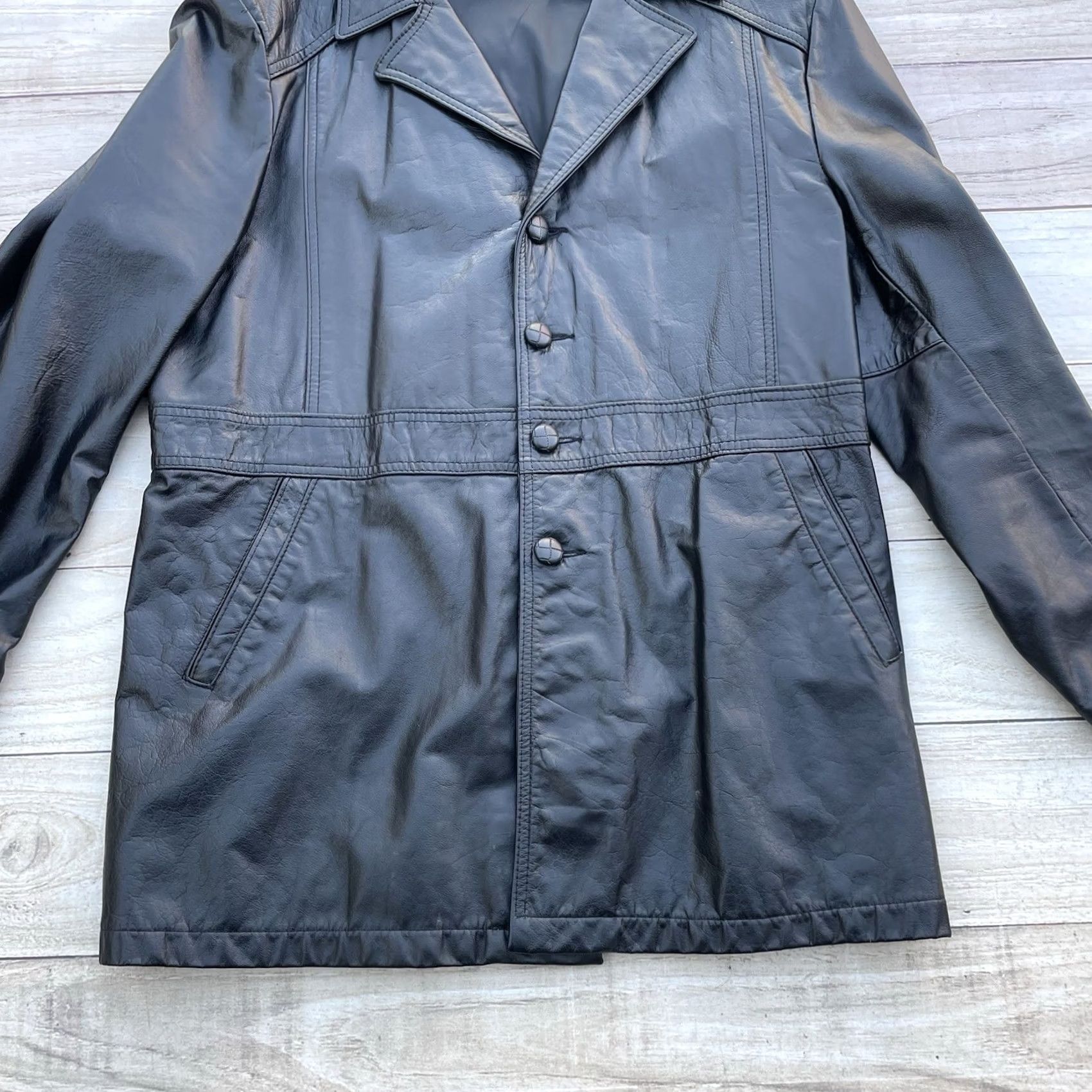 Vintage VINTAGE Leather Jacket Unbranded Long Jacket 42R Black Mens Womens Regular 4 Button Spread Collar Retro Leather Jacket Long Sleeve Blazer Coat Size US XS / EU 42 / 0 - 5 Thumbnail