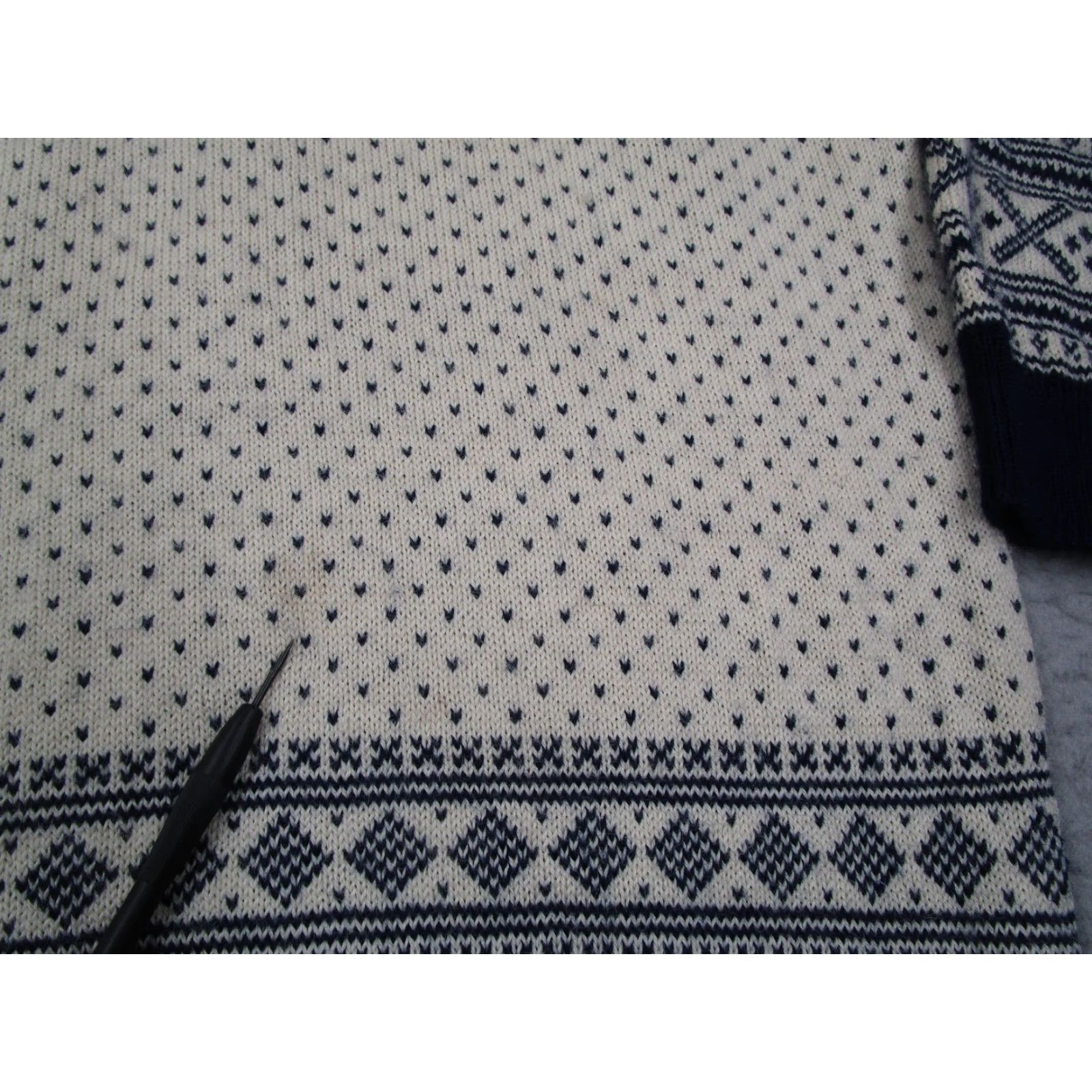 Dale Of Norway Dale Of Norway Sweater Mens Large White Wool Mock Neck Fair Isle Ski Pullover Size US L / EU 52-54 / 3 - 6 Thumbnail
