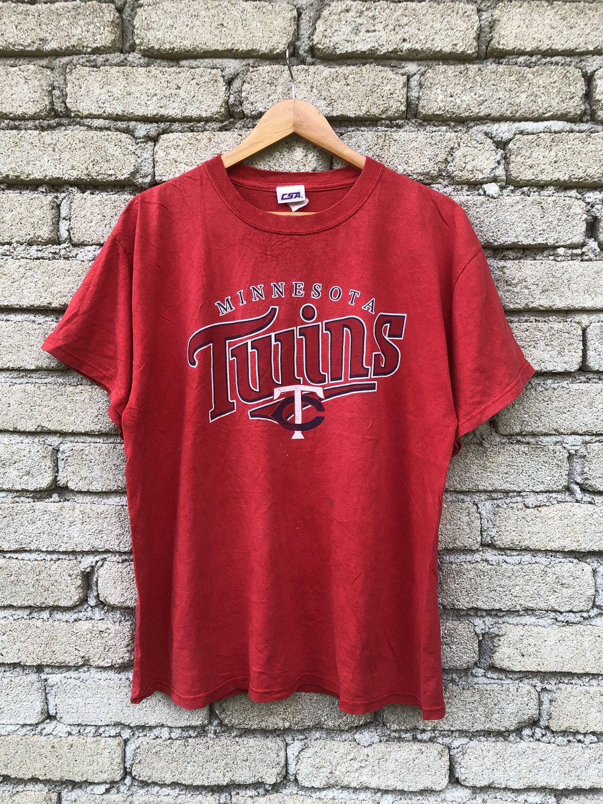 Vintage Vintage 90s Sunfaded MLB Minnesota Twins Tshirt Size US XL / EU 56 / 4 - 1 Thumbnail