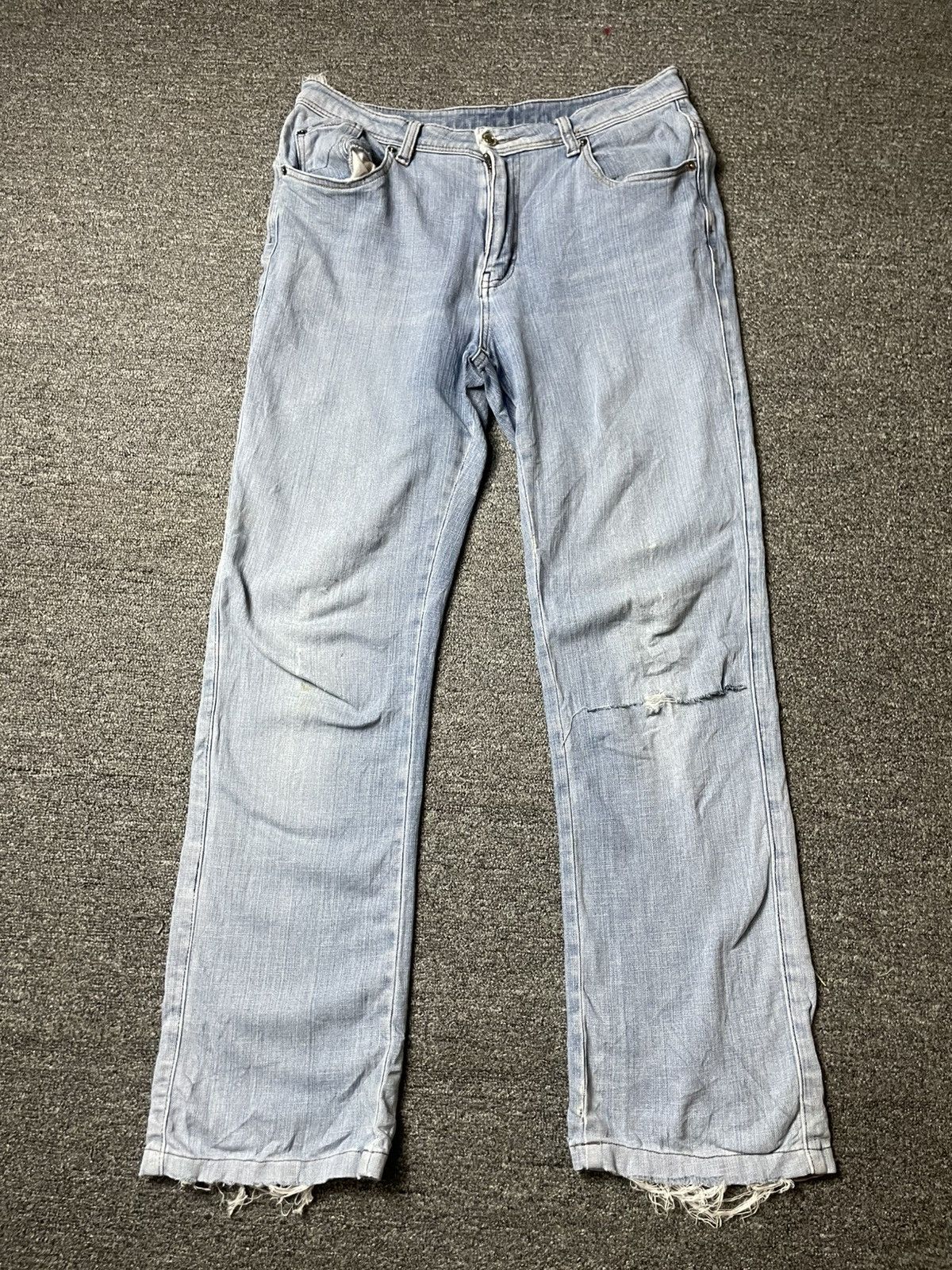 Japanese Brand × Vintage Japanese Brand Straight Cut Ripped Jeans (92) Size US 30 / EU 46 - 1 Thumbnail