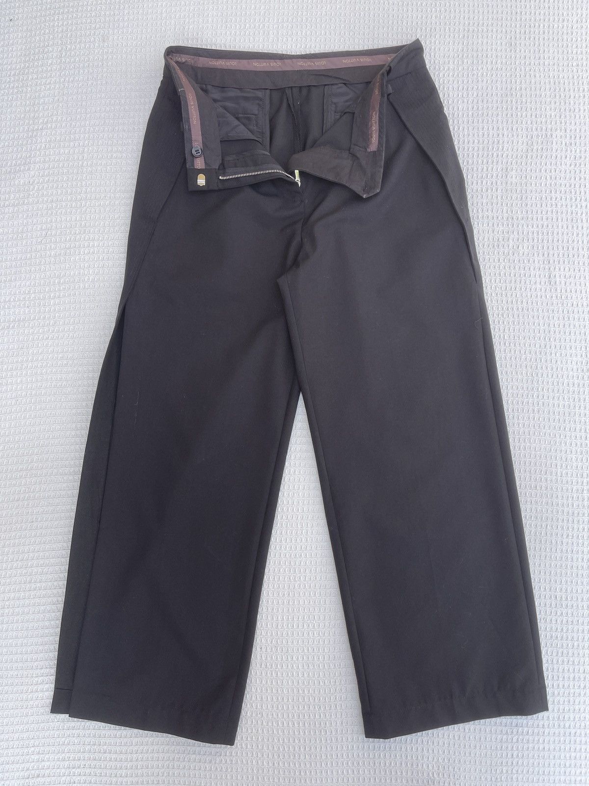 Louis Vuitton Last Drop🔥Rare🔥Vintage Louis Vuitton Casual Pants Size 29" - 3 Thumbnail