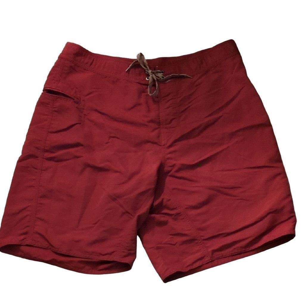 Patagonia Patagonia Burgundy Board Shorts Size 36 Size US 36 / EU 52 - 1 Thumbnail