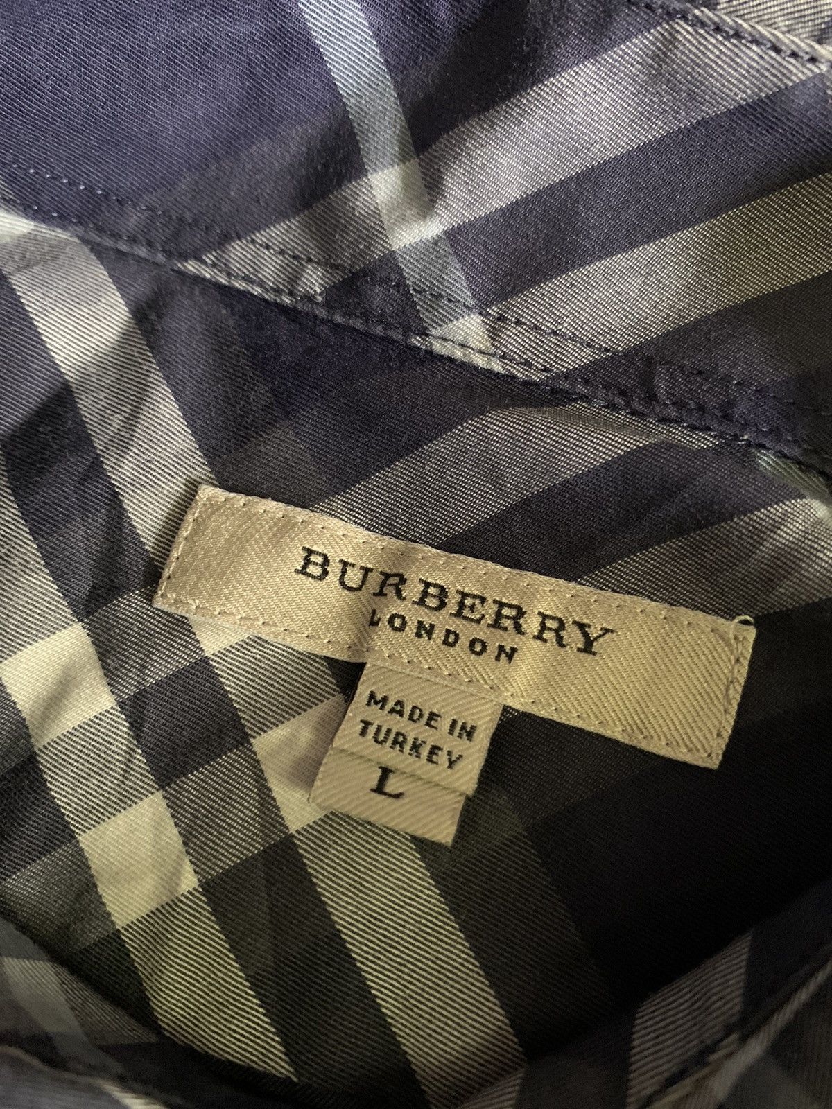 Burberry Burberry London Nova Check Button Shirt Size US L / EU 52-54 / 3 - 5 Thumbnail