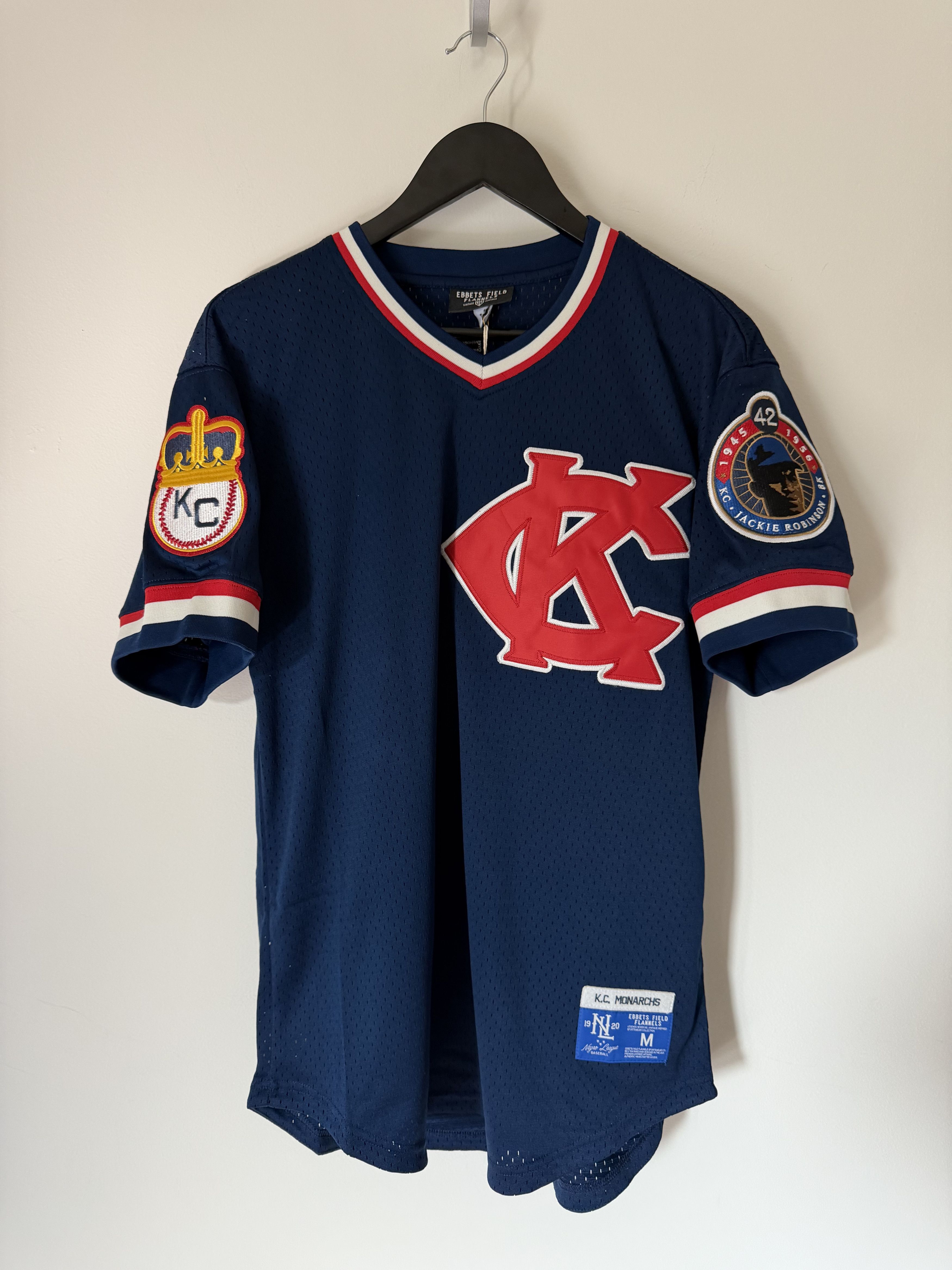 Ebbets Field Flannels Ebbets Field Jackie Robinson KC Monarchs V-Neck Jersey Size US M / EU 48-50 / 2 - 1 Thumbnail