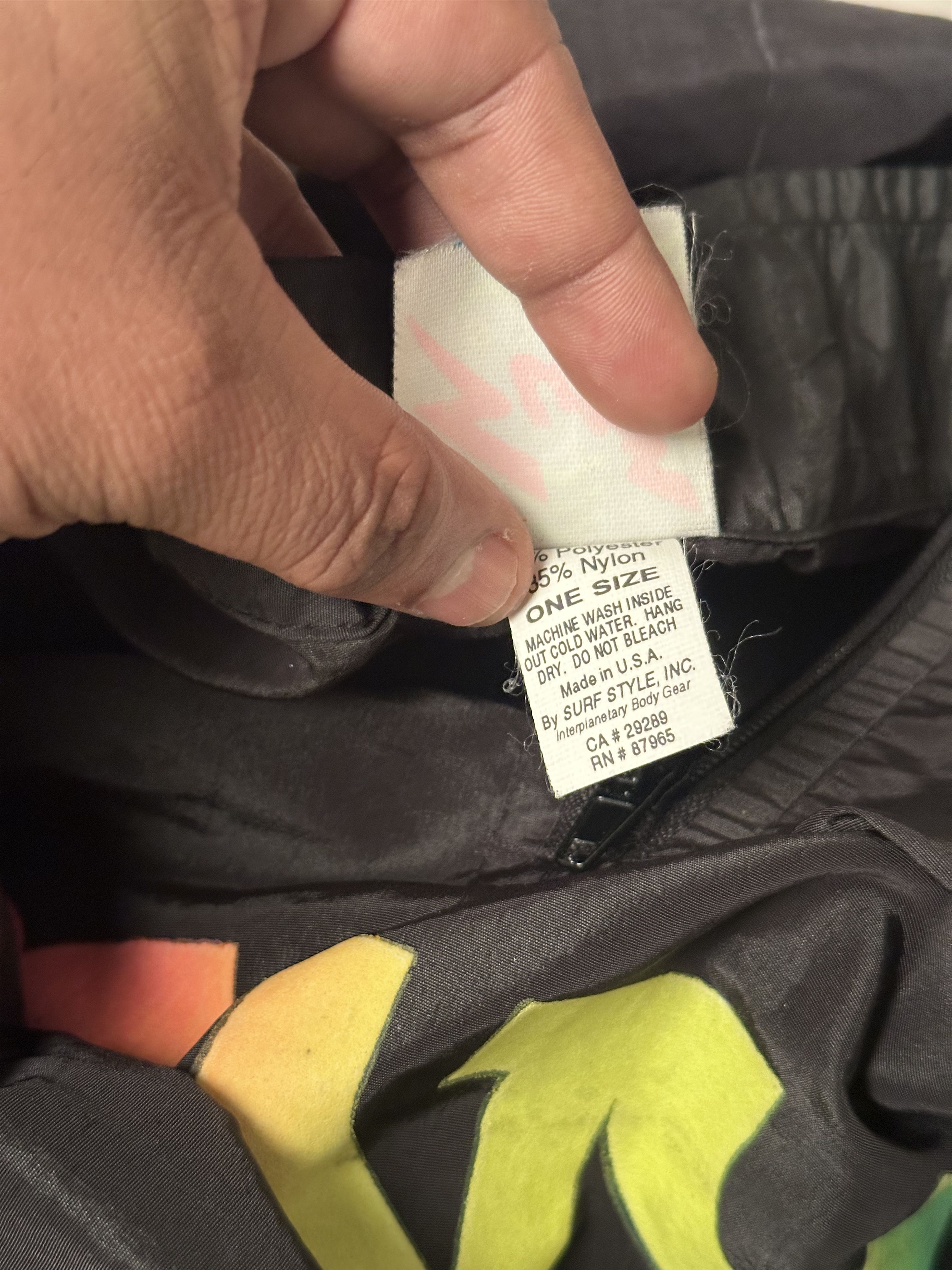 Vintage Vintage 80s Surf Style Neon Windbreaker Jacket Iridescent Size US XXL / EU 58 / 5 - 6 Thumbnail
