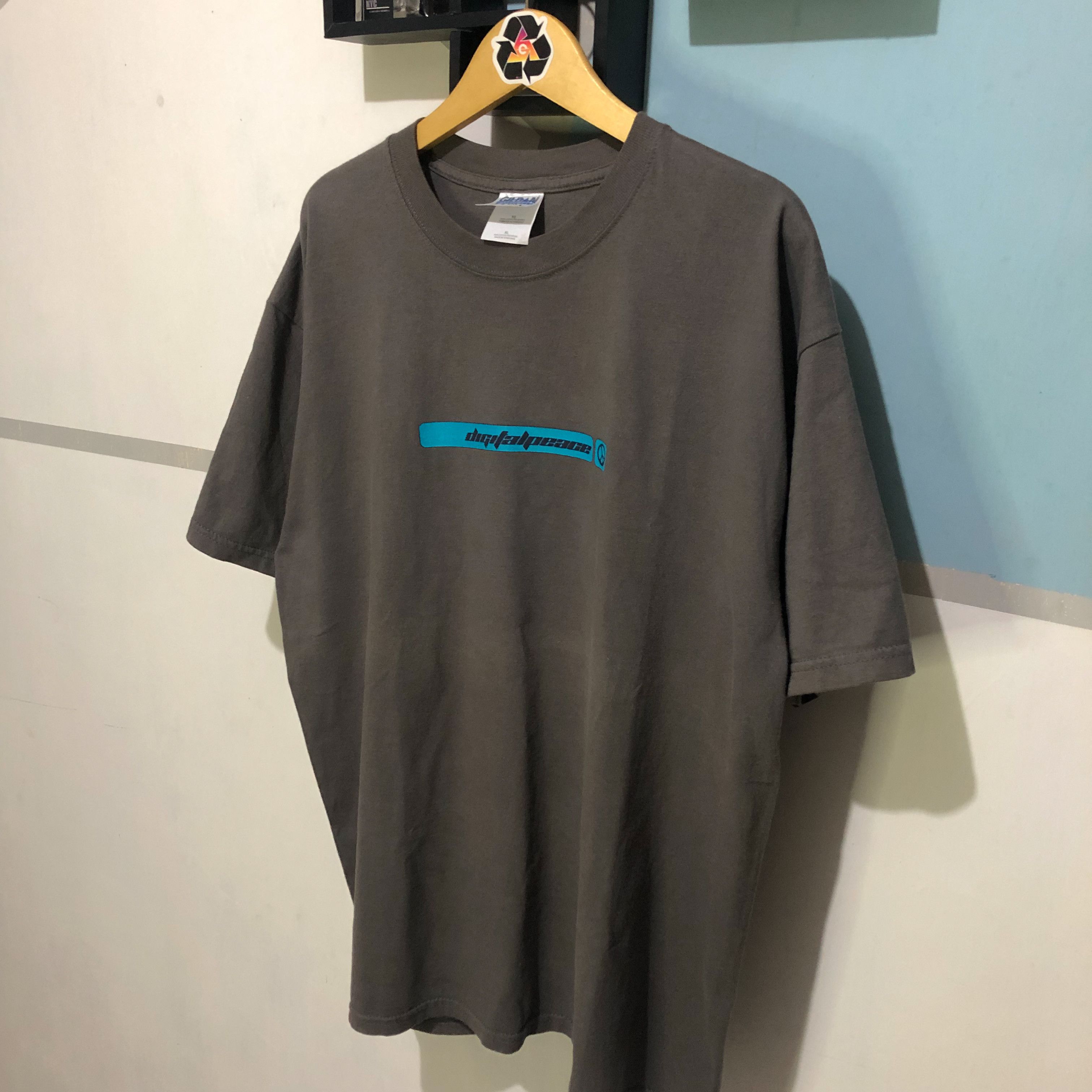 Other Vintage Digitalpeace Skateboard Early 2000 T-Shirt Size US XL / EU 56 / 4 - 3 Thumbnail