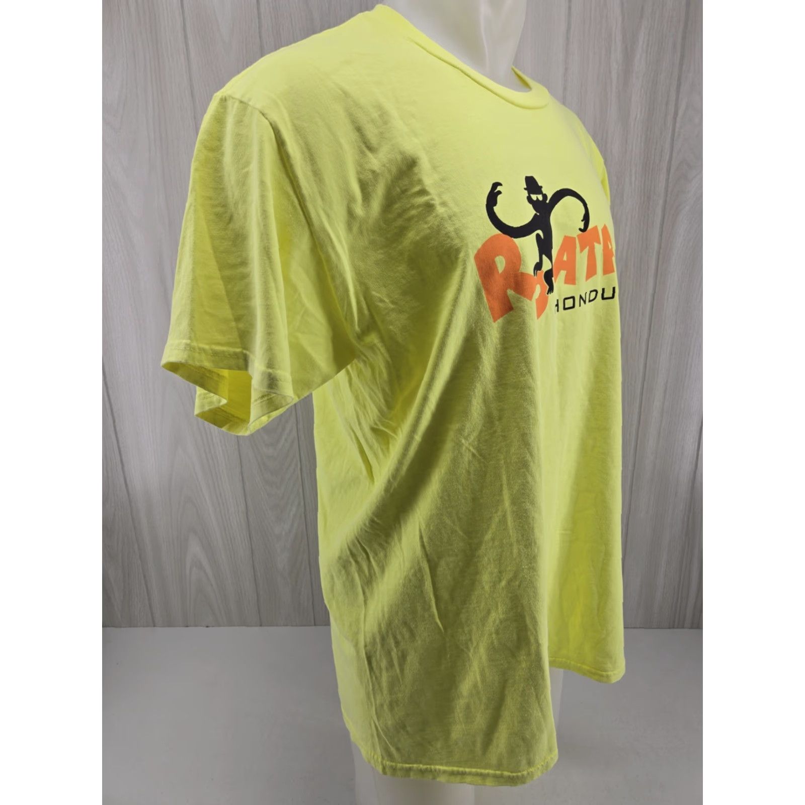 Port & Company VINTAGE Port & Company Roatan Honduras Shirt Mens Large Neon Yellow Short Sleeve Monkey Shirt Mens Large Neon Yellow Short Sleeve Monkey Size US L / EU 52-54 / 3 - 6 Thumbnail