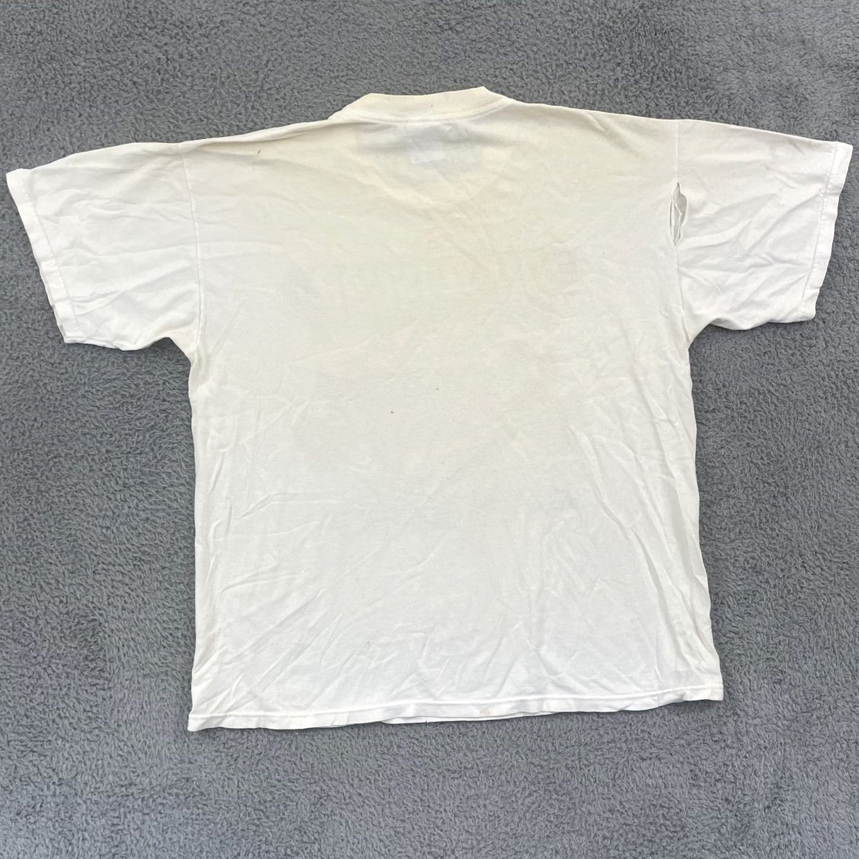 Gildan VINTAGE Darlington Raceway TShirt Adult XL Nascar 90s Dale Earnhardt Racing Cars Shirt Mens White Gildan Heavy Cotton 90s Cars USA Graphic Print Size US XL / EU 56 / 4 - 6 Thumbnail