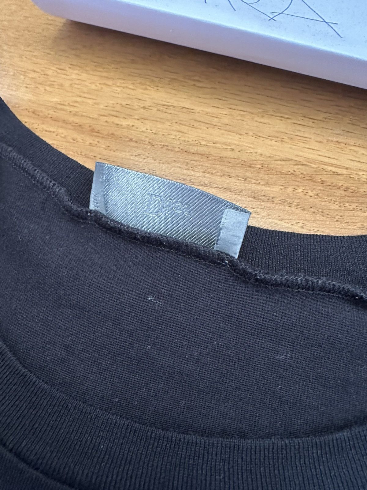 Dior T-Shirt with Bee Embroidery Black Cotton Jersey Size US XS / EU 42 / 0 - 4 Thumbnail