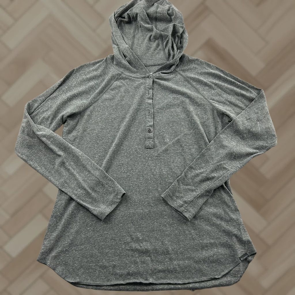Vintage Columbia Hooded Sweatshirt Women's Large Gray Omni-Wick Lightweight Pullover Hooded Activewear Swacket Size L / US 10 / IT 46 - 1 Thumbnail