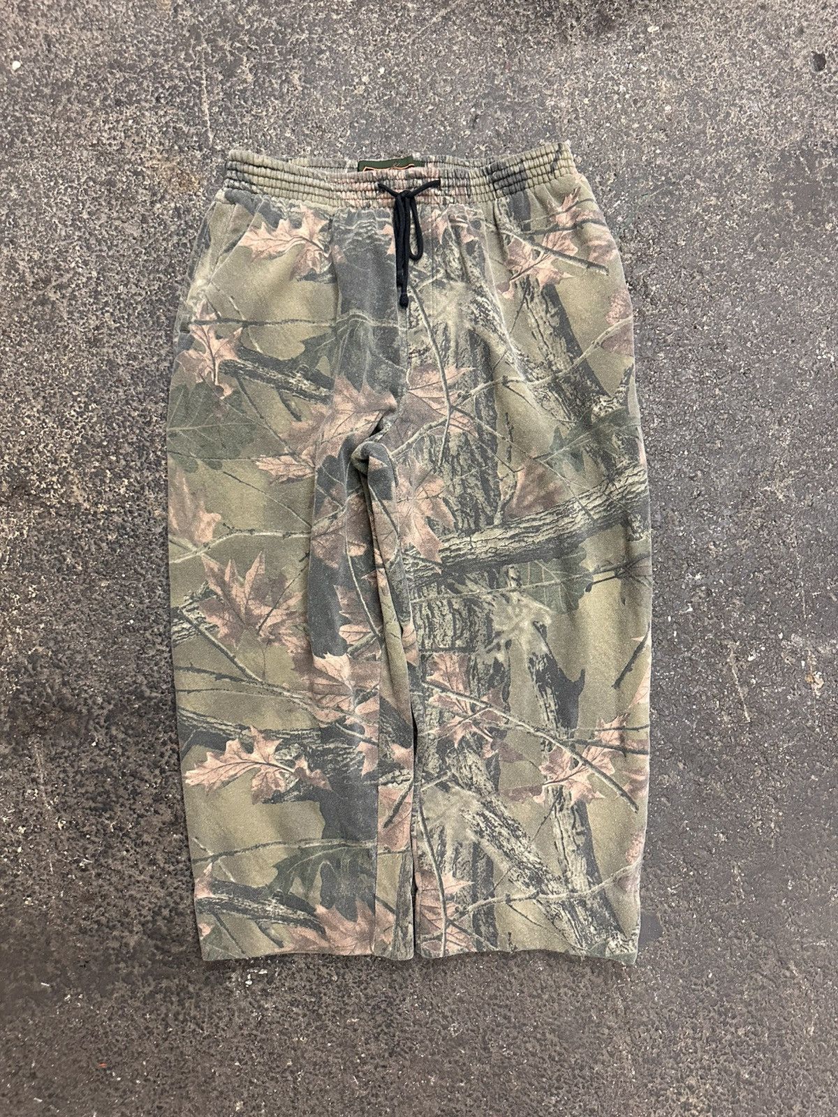 Other Y2k camo baggy sweatpants Size US 30 / EU 46 - 1 Thumbnail