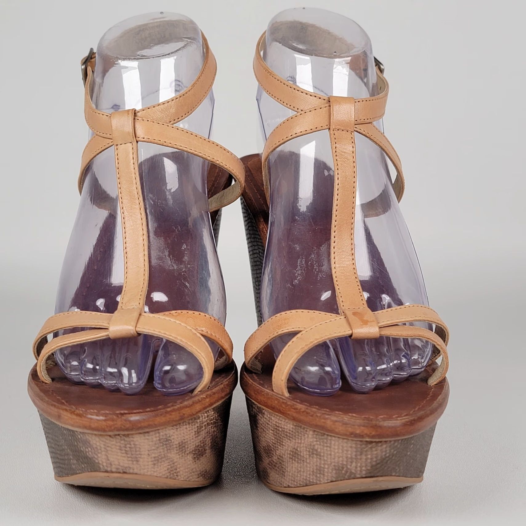 Elizabeth and James Elizabeth and James Hazel Snake Embossed T-Strap Wedge Sandals US 8 B Natural Platforms & Wedges Women's Leather Buckle Snake 90s? Size US 8 / IT 38 - 2 Thumbnail