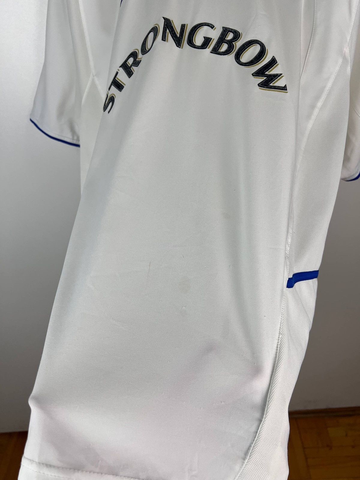 Nike Leeds United Nike 2002-03 jersey vintage t-shirts size XXL Size US XXL / EU 58 / 5 - 4 Thumbnail