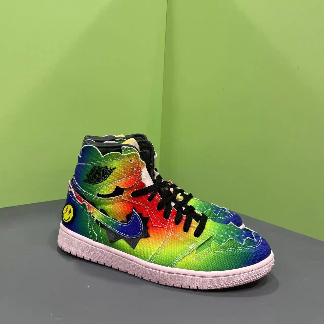 Jordan Brand J Balvin x Air Jordan 1 Rainbow Tie-Dye K15 Size US 10 / EU 43 - 3 Thumbnail