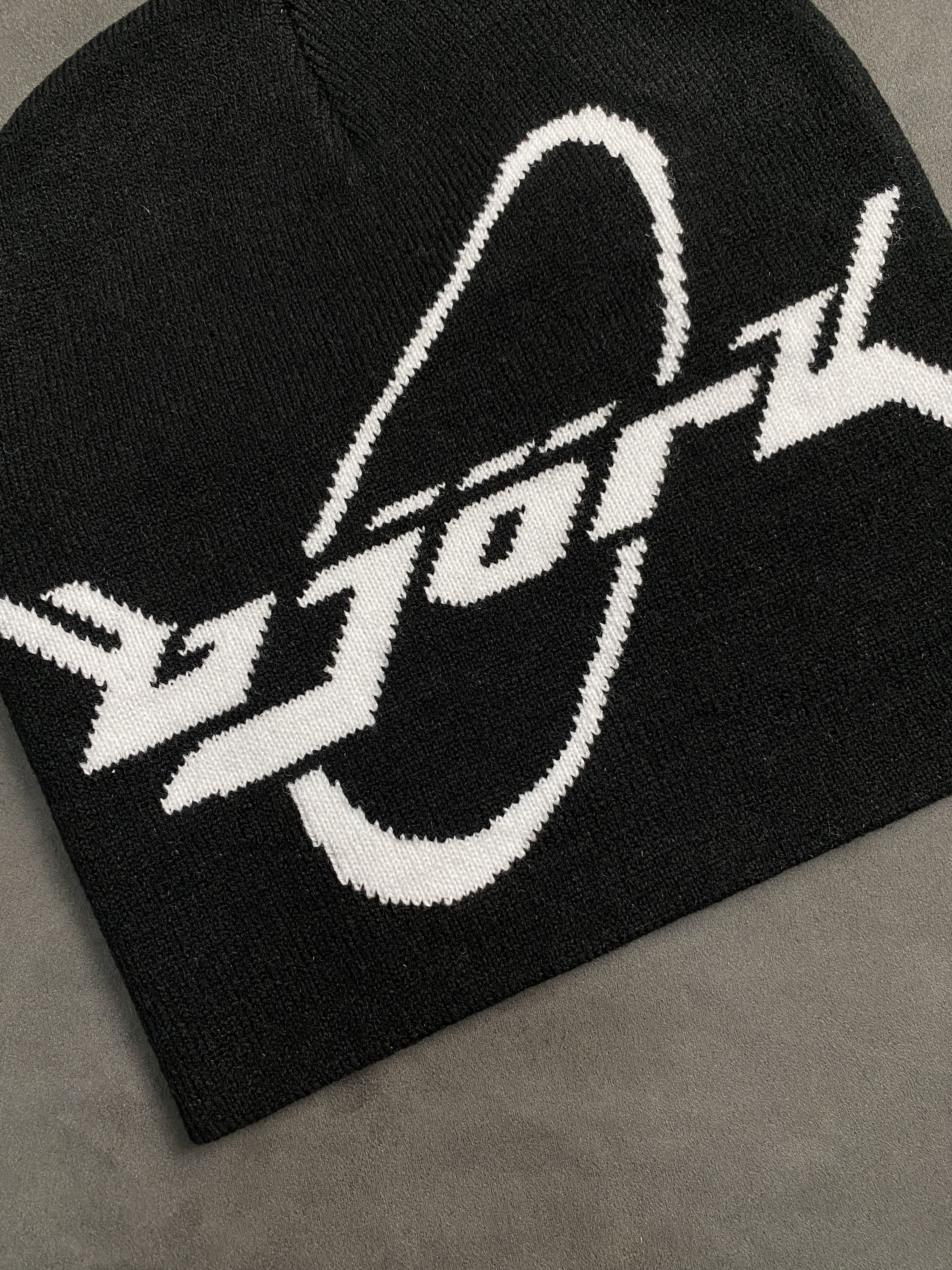 Japanese Brand Deadstock Bjork Graphic No Cuff Black Beanie Hats OS Size ONE SIZE - 2 Thumbnail